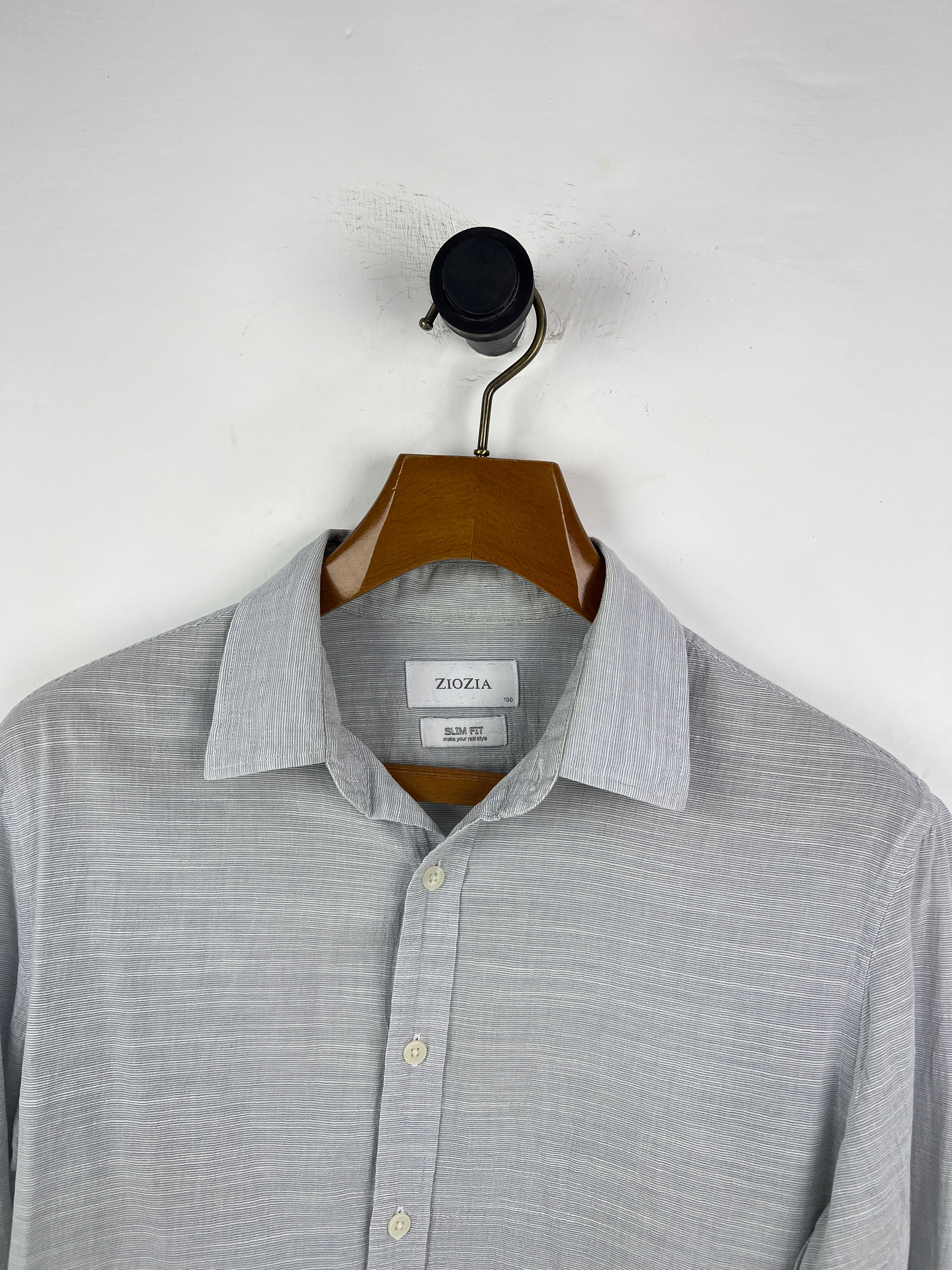Ziozia Linen Shirt (Small-Medium)