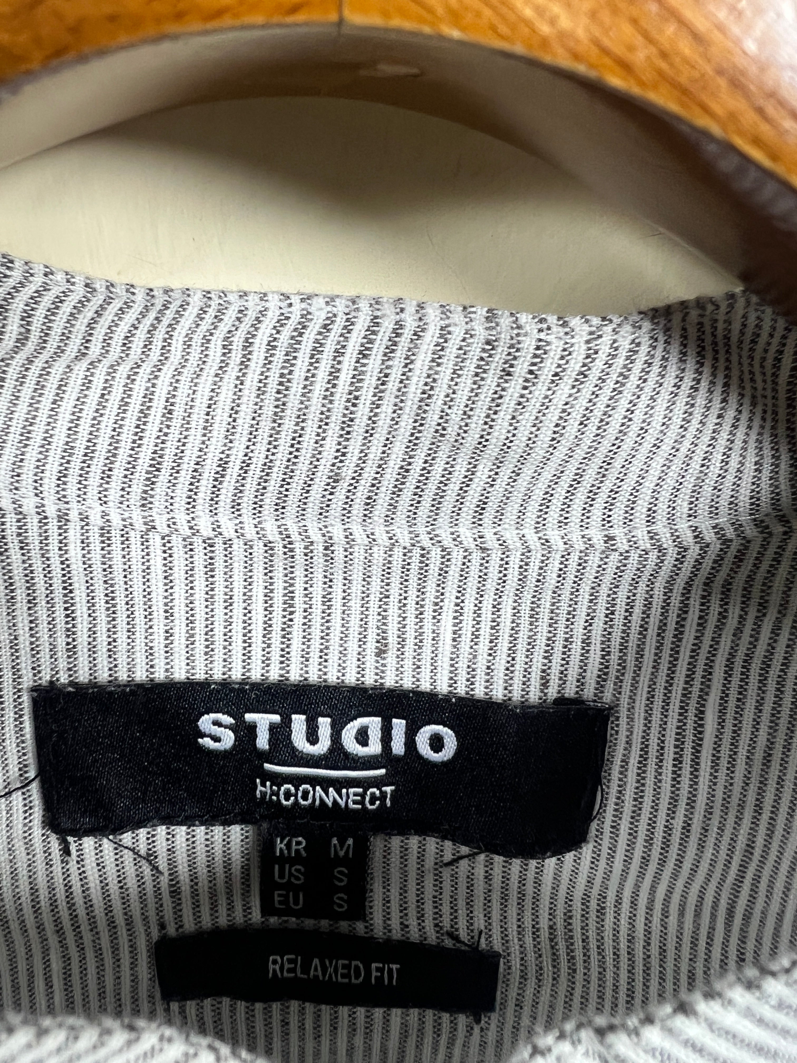 H Connect Linen Shirt (Small-Medium)