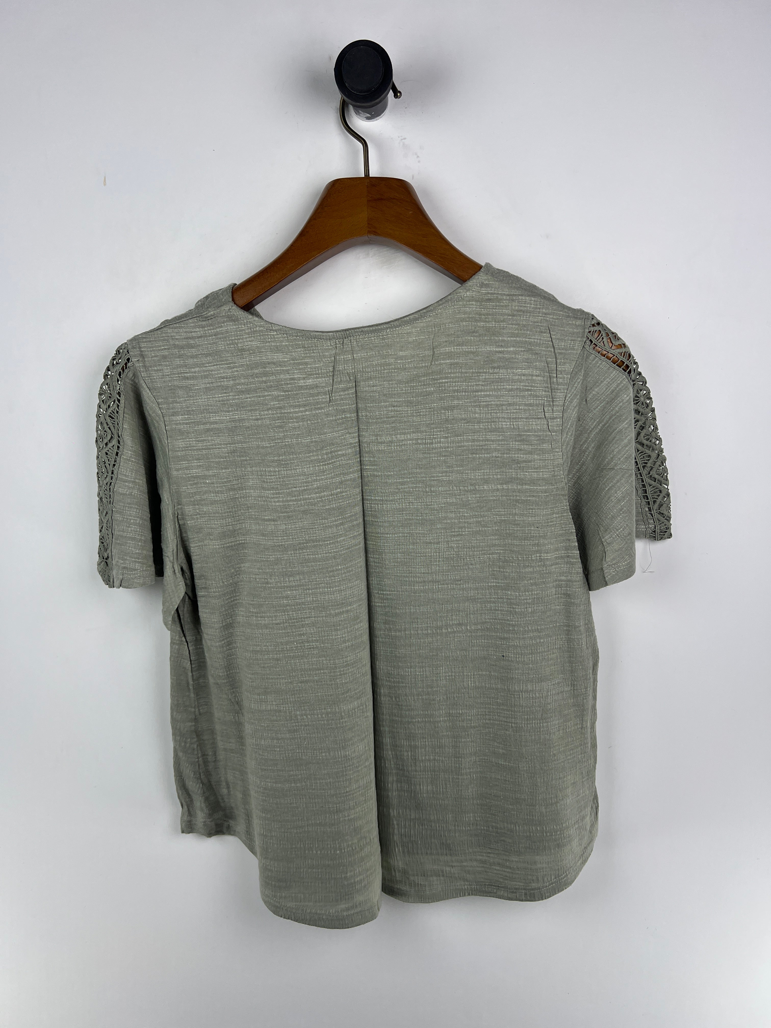 Retro T-Shirt (Women) (Medium)