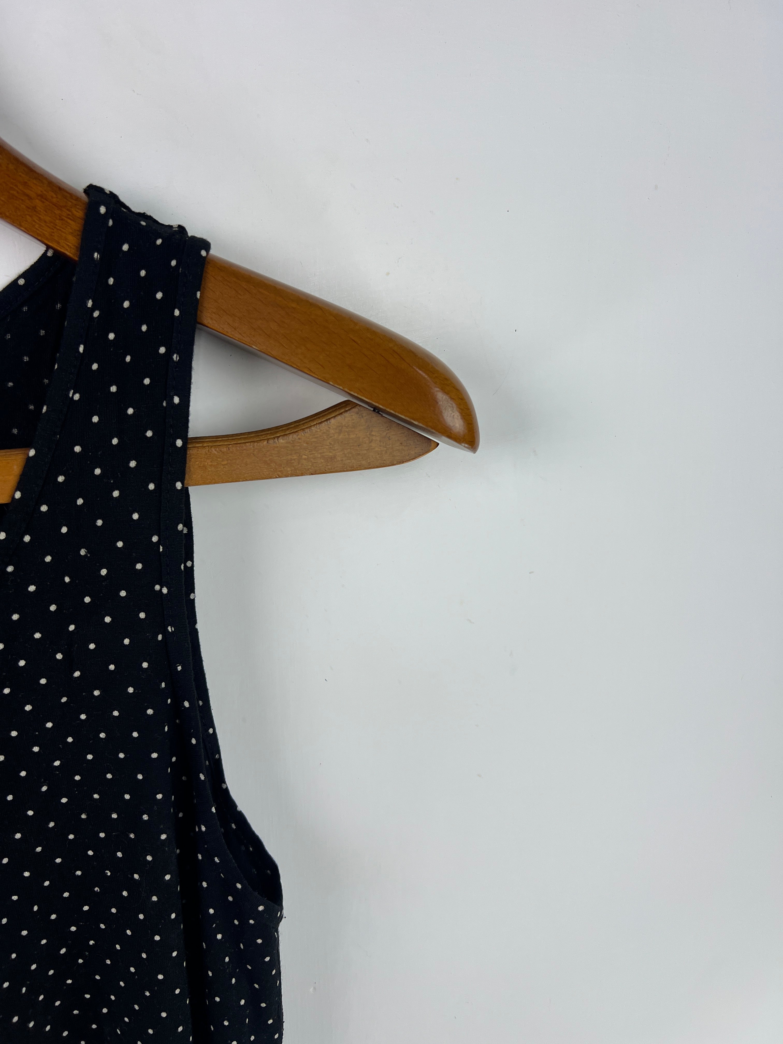 Secret Treasures Tank Top (Women) (Small)