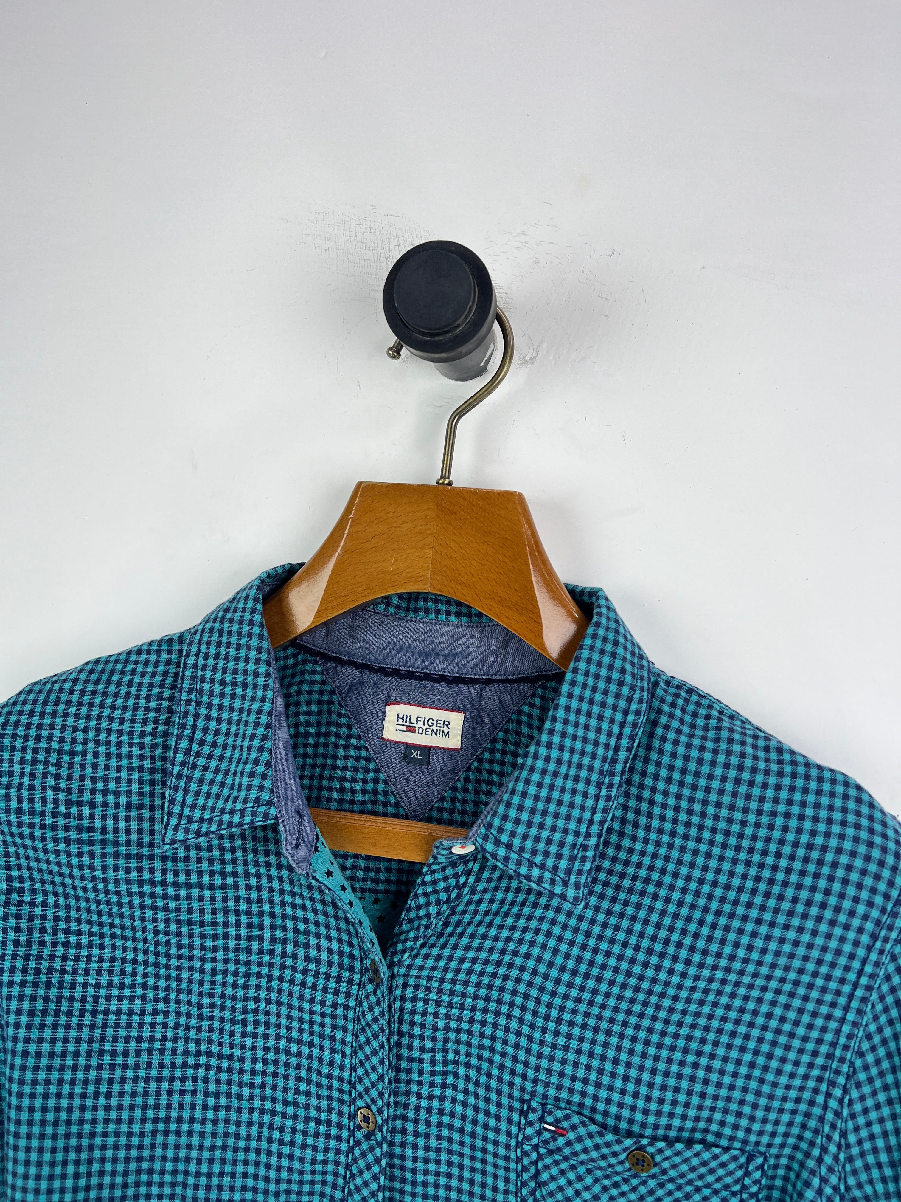 Tommy Hilfiger Shirt (Medium)