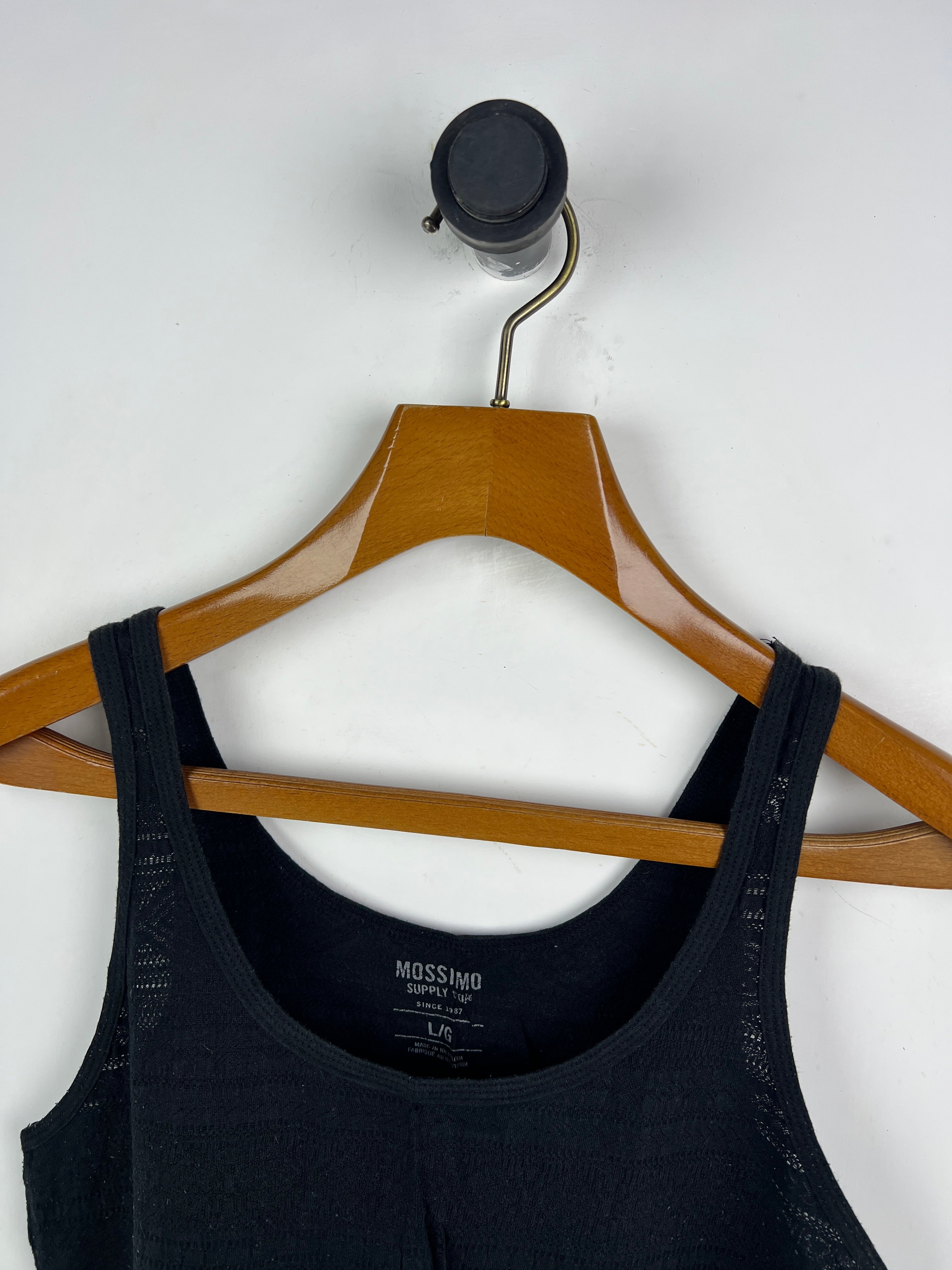 Mossimo Tank Top (Women) (Medium-Large)