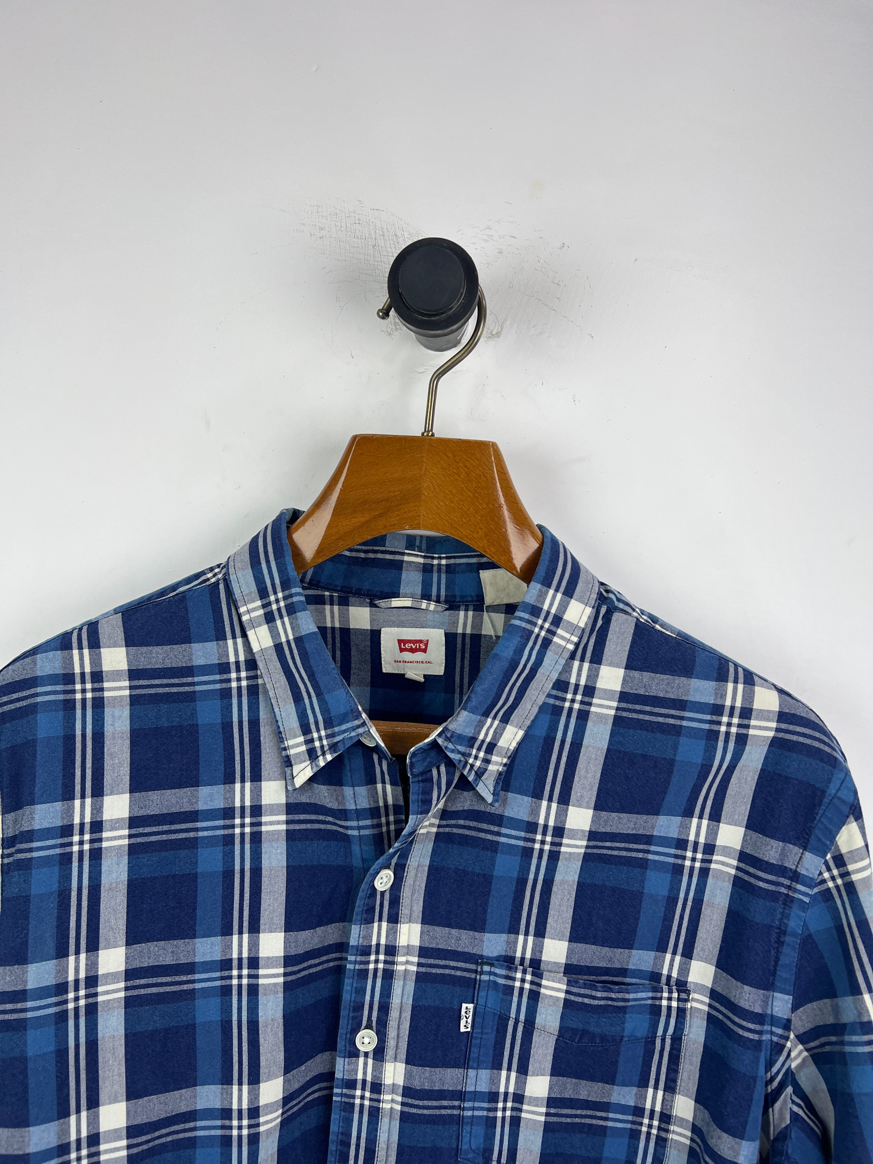 Levis Shirt (X-Large)