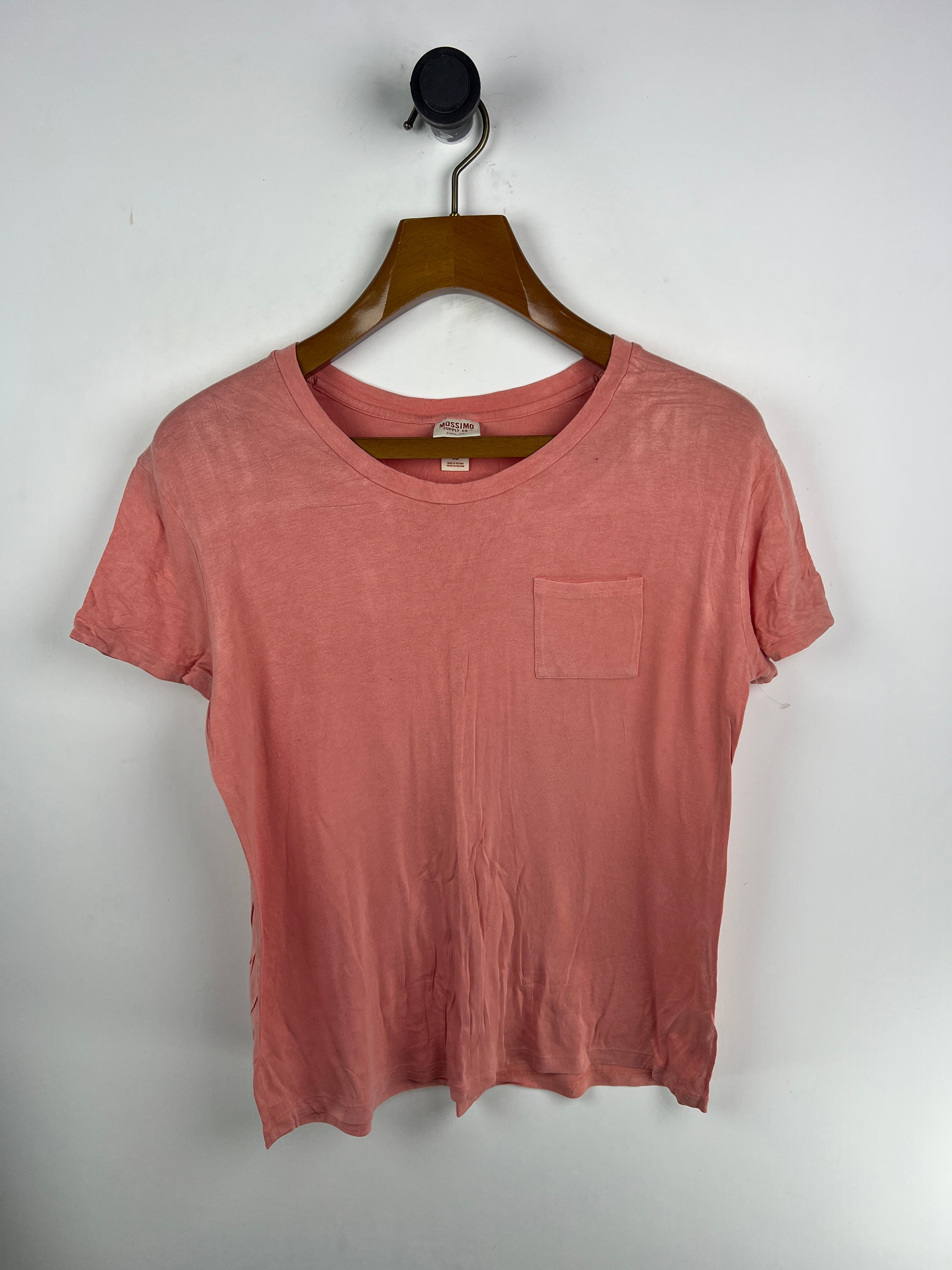 Mossimo T-Shirt (Women) (Medium)