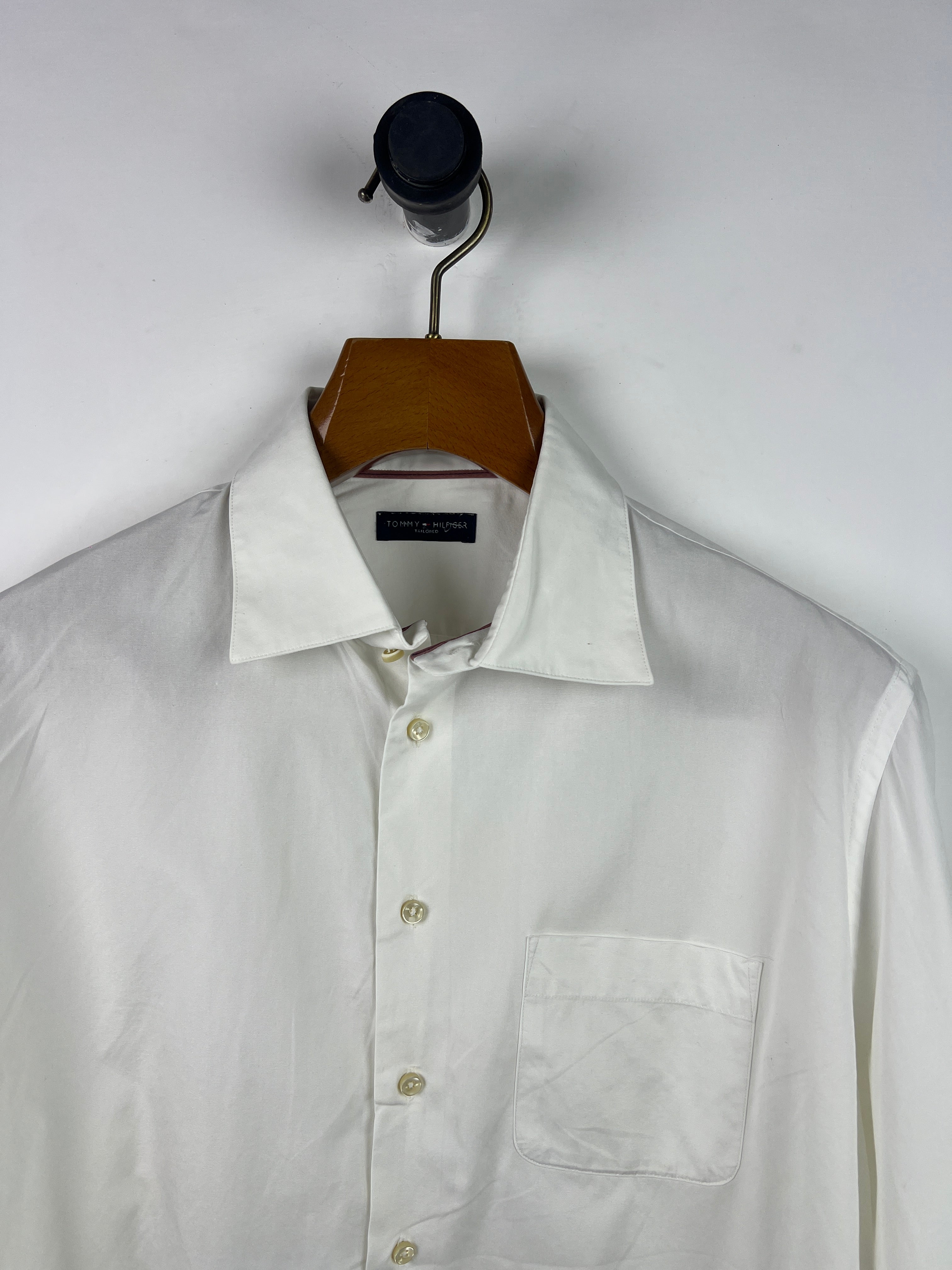 Tommy Hilfiger Shirt (Large)