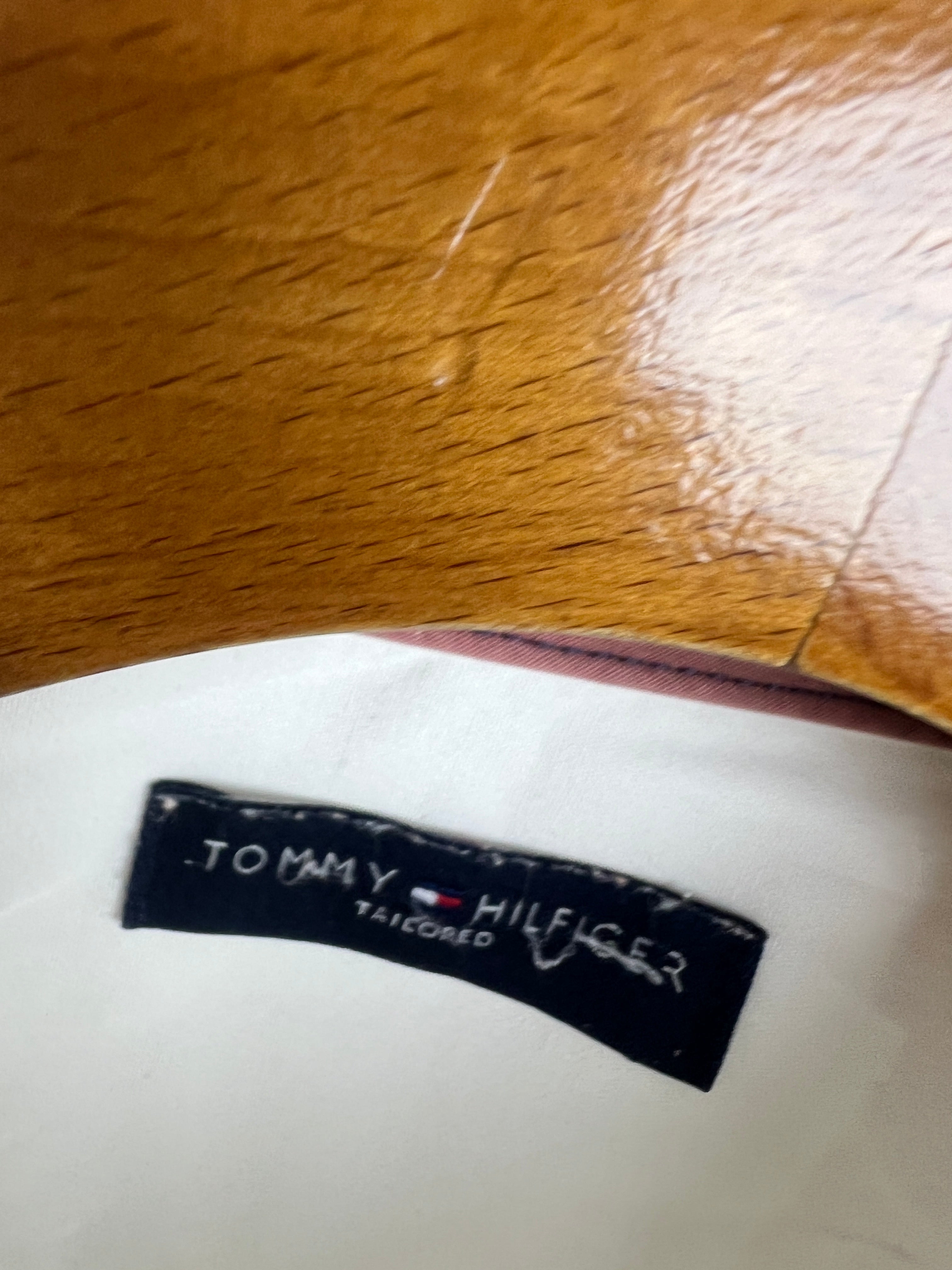 Tommy Hilfiger Shirt (Large)