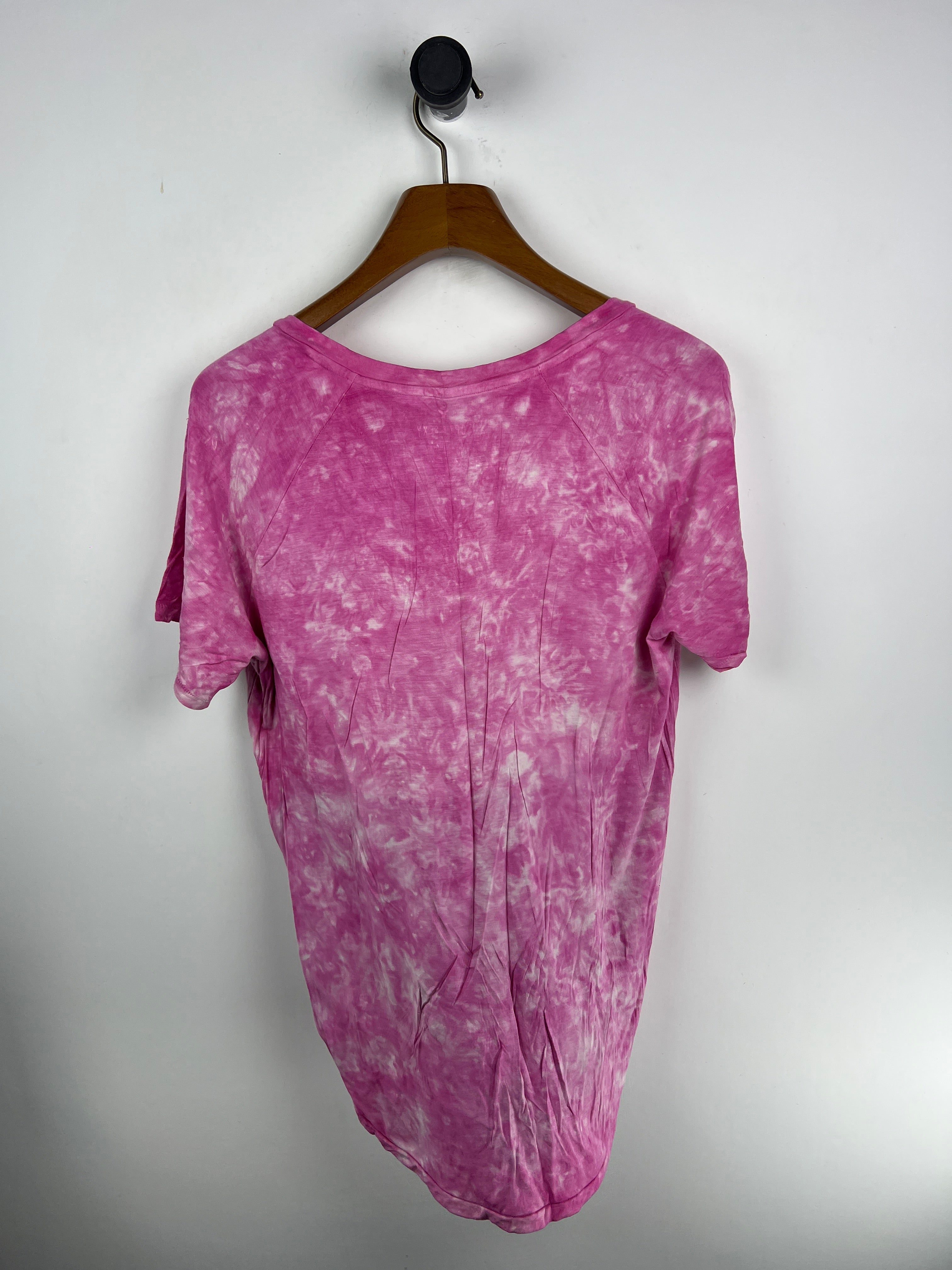 American Eagle Blouse (Women) (Medium-Large)