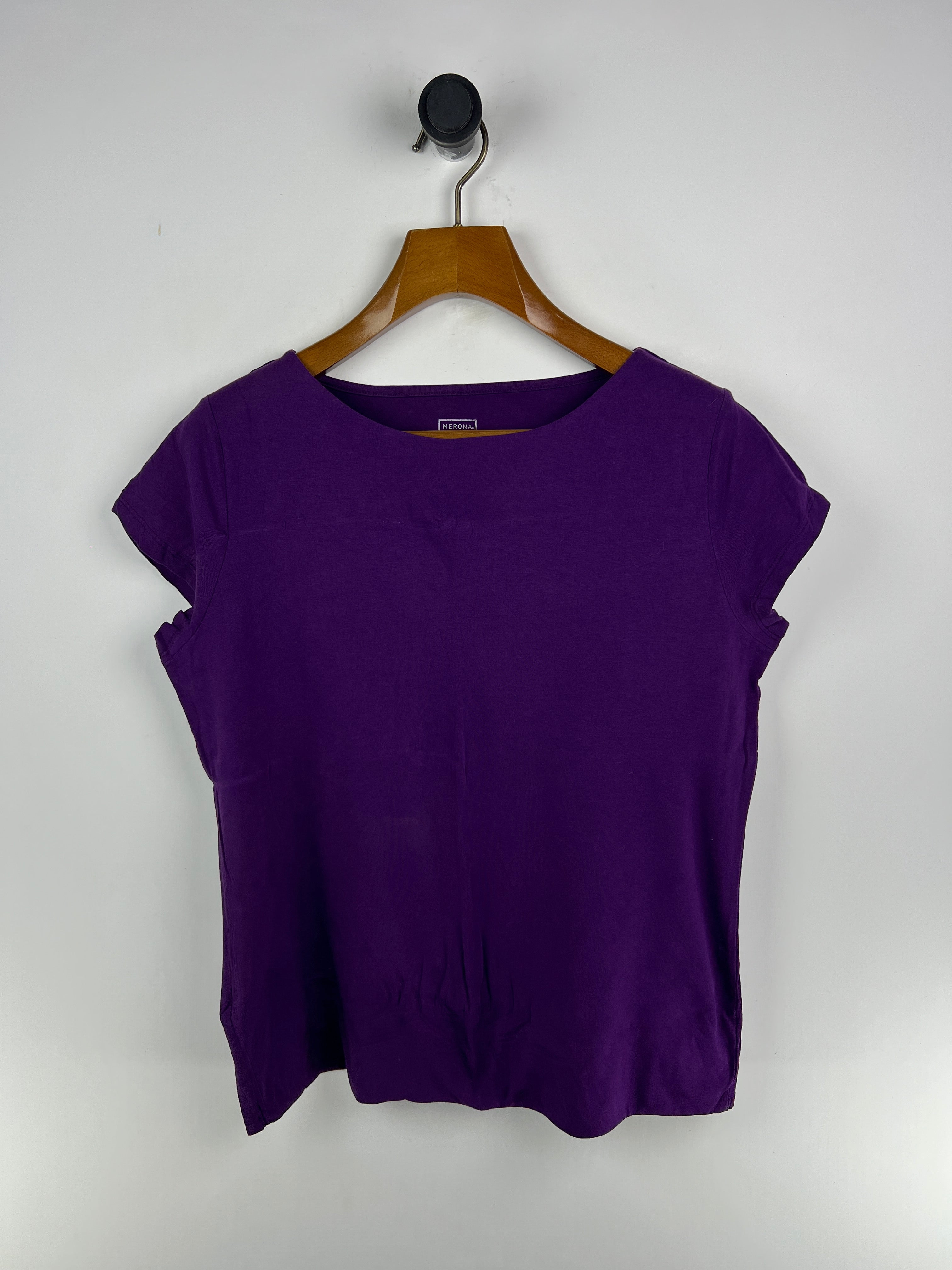 Merona T-Shirt (Women) (XX-Large)