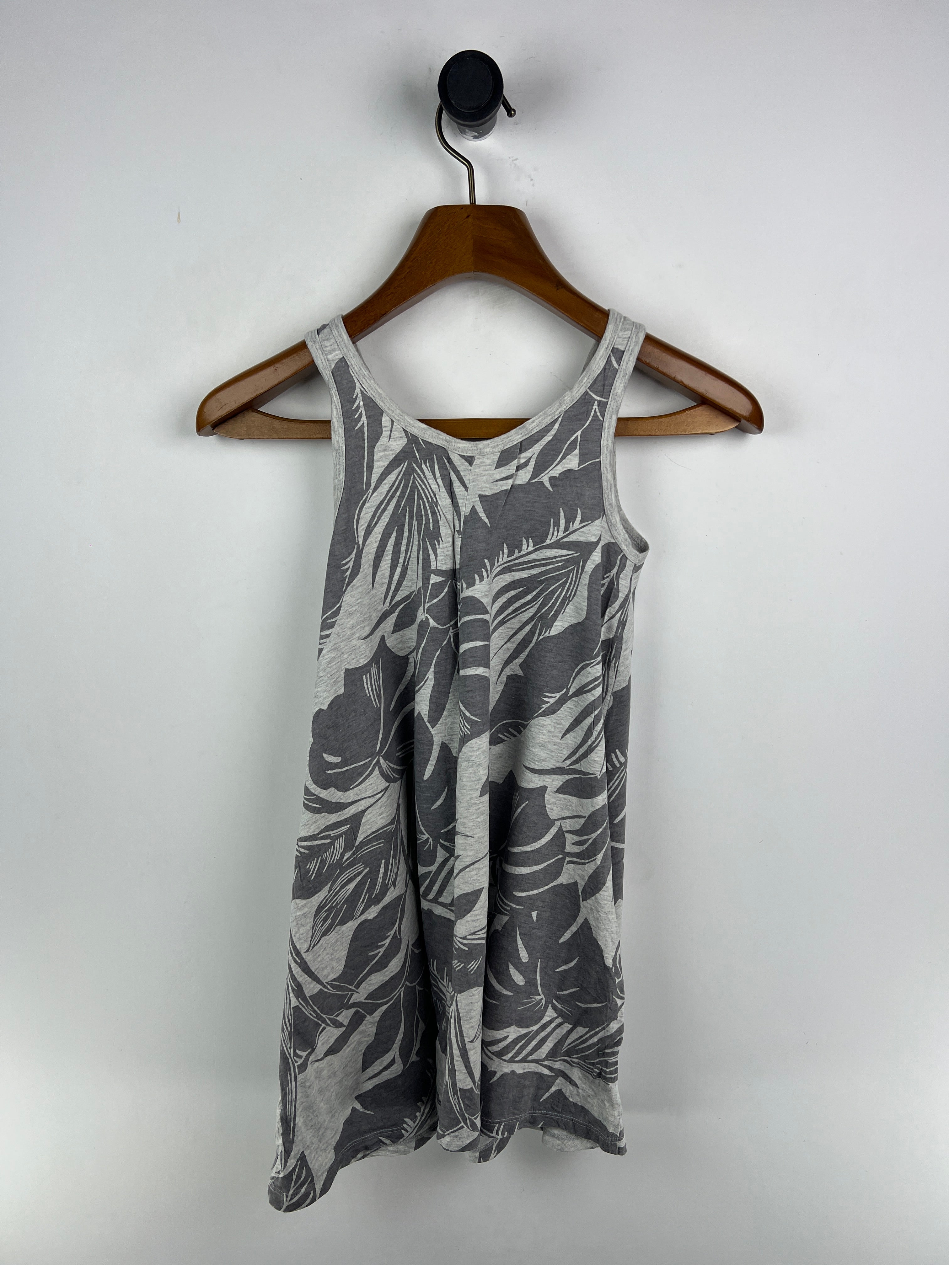 Old Navy Tank Top (Women) (Medium)