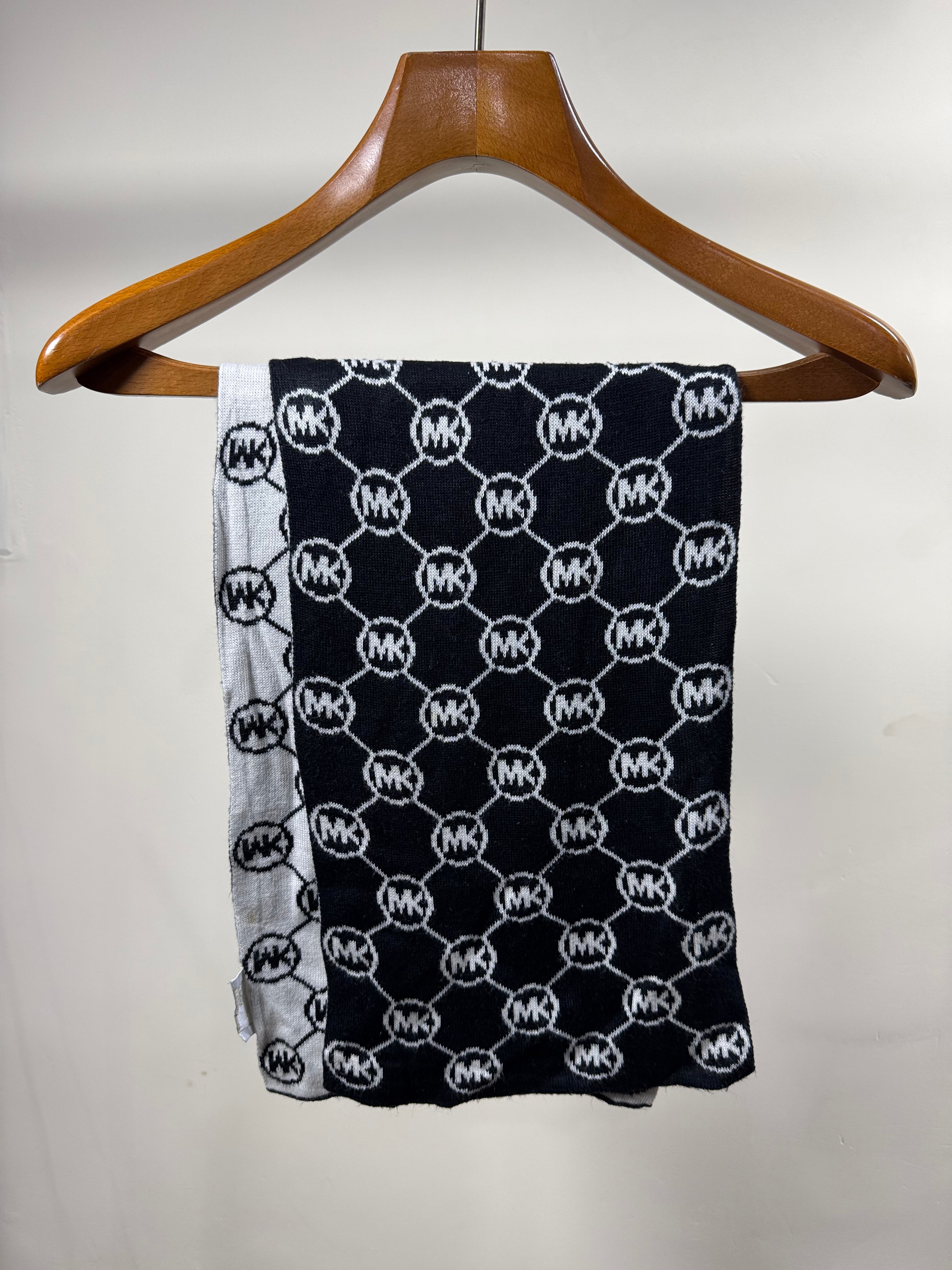 Michael Kors Muffler