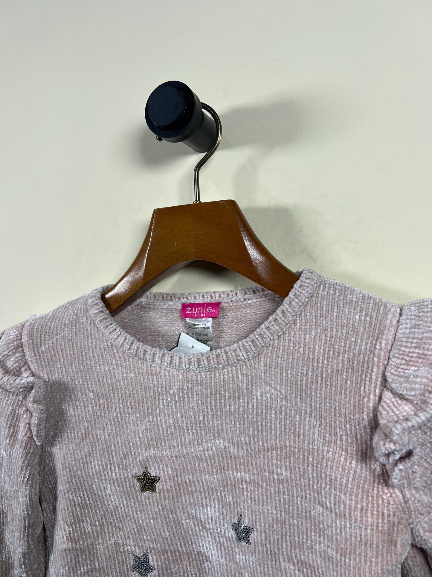 Zunie Girl Velvet Sweater (Women) (Small)