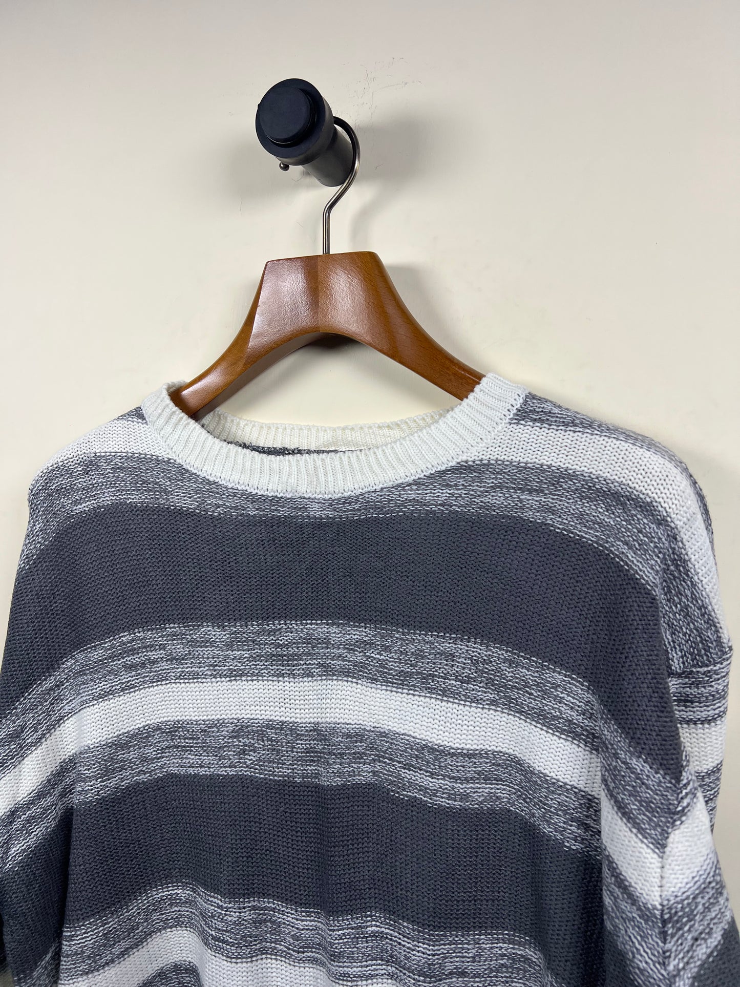 Knitted Sweater (Women) (Large)