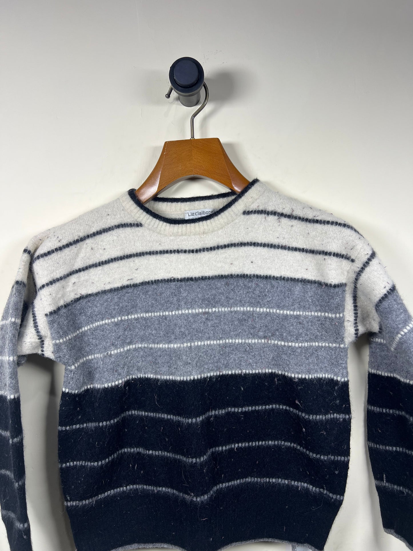 Liz Claiborne Crop Lambswool Sweater (Women) (Small)