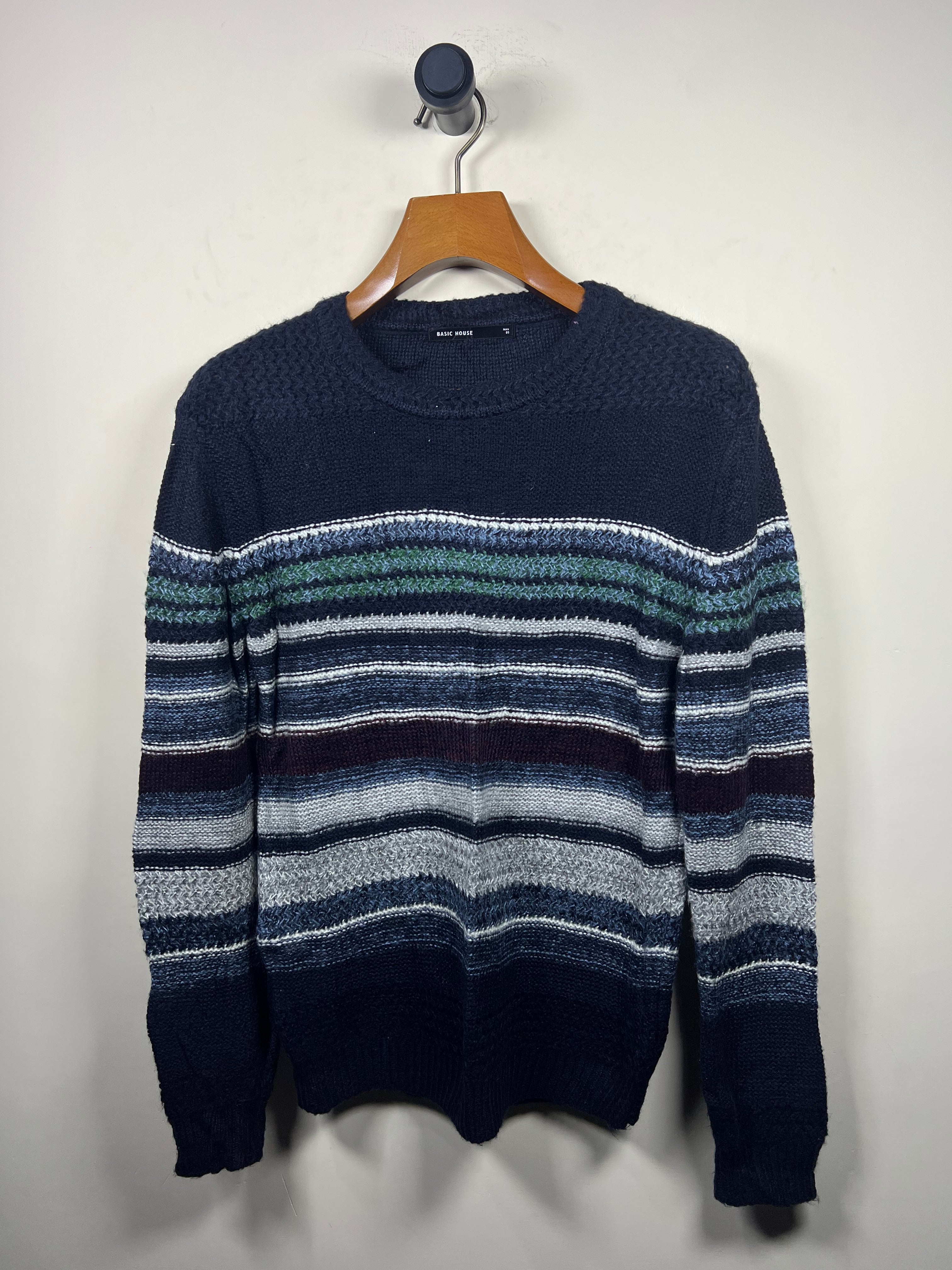 Basic House Cable Knitted Sweater (Small-Medium)