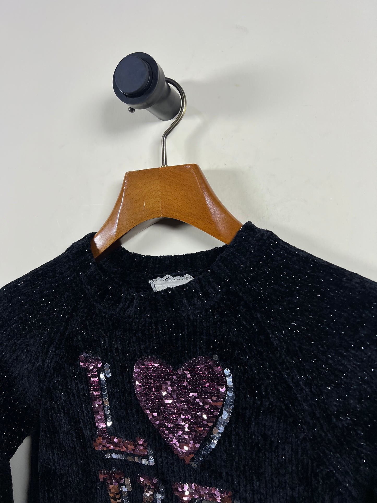 Between Velvet Sweater (Women) (X-Small/Small)