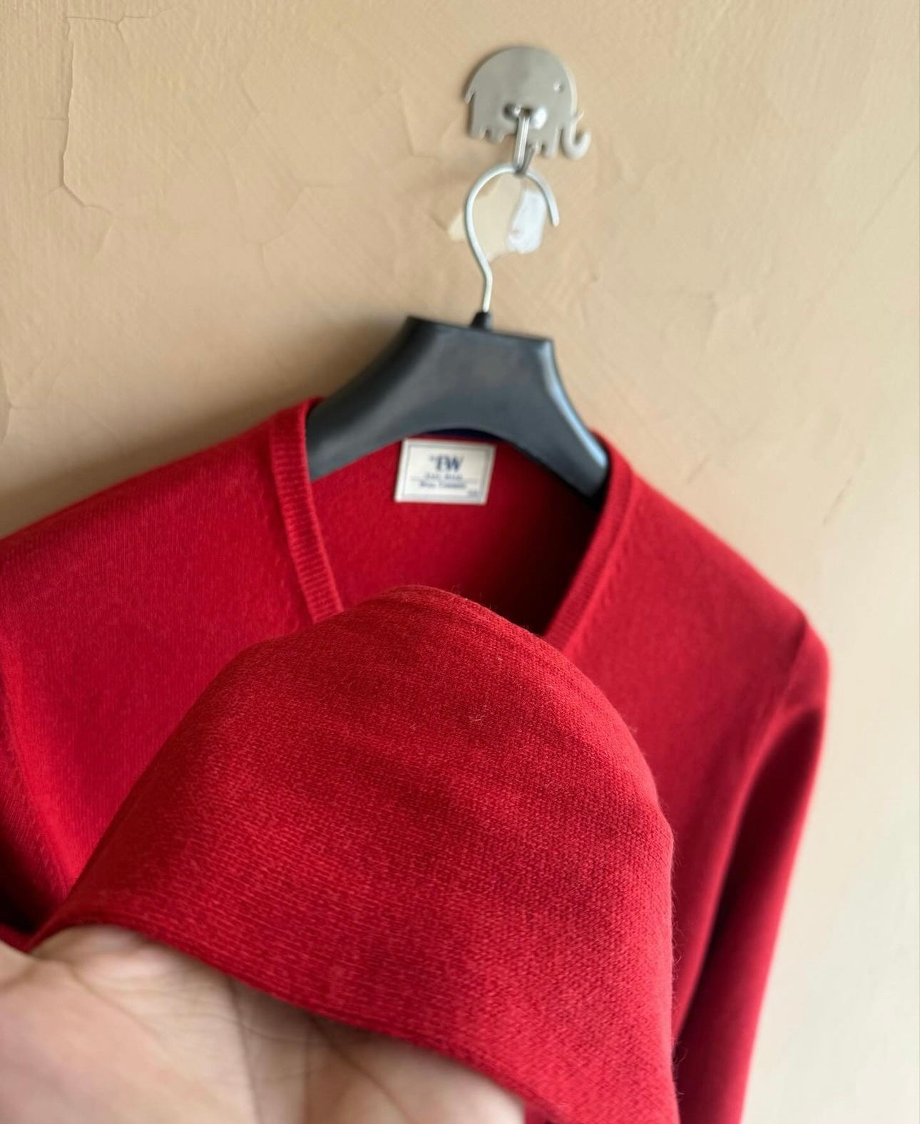 Easy Wear Cashmere Wool Sweater (Small-Medium)