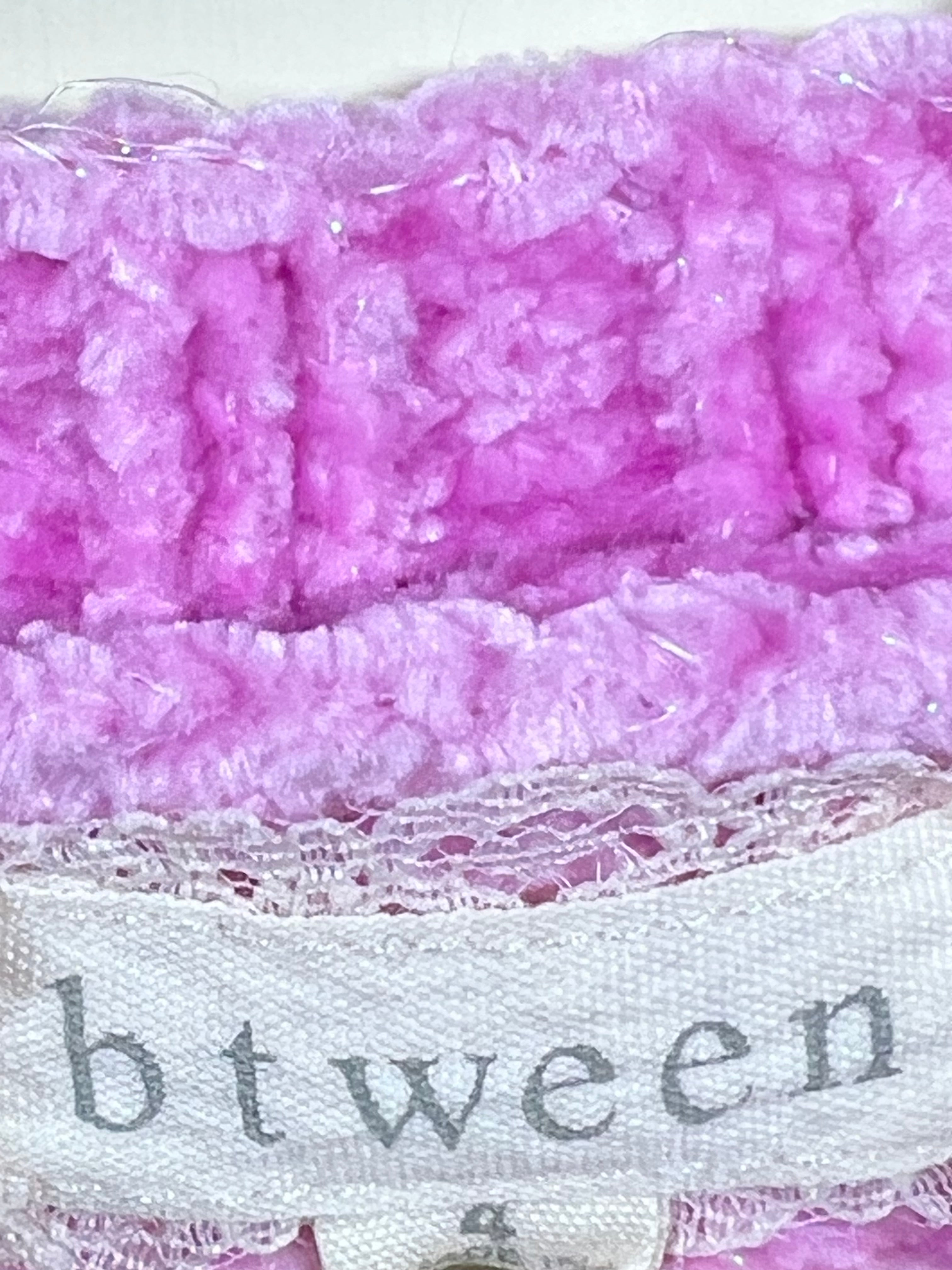 Between Crop Velvet Sweater (Women) (Small)