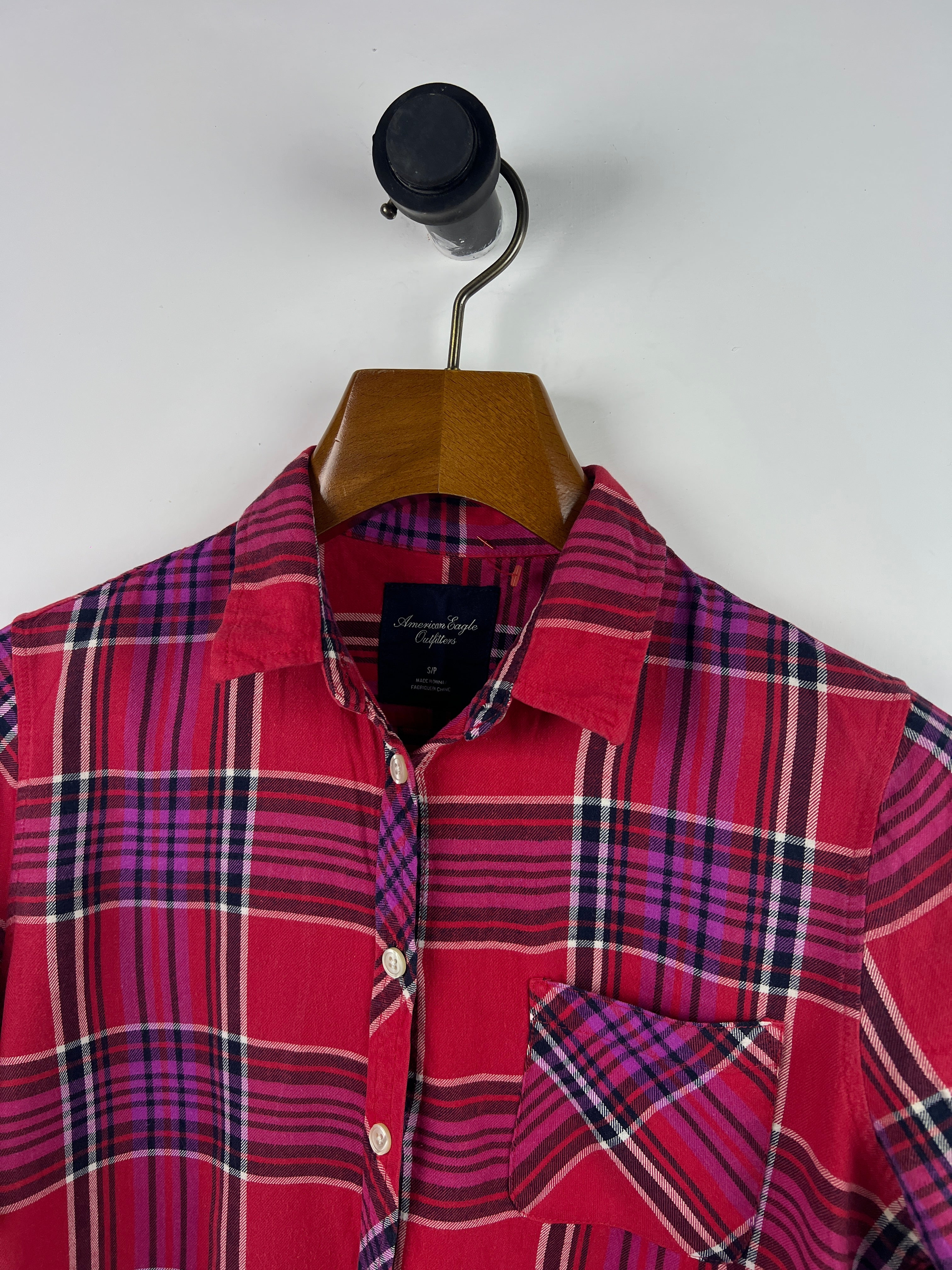 American Eagle Shirt (Women) (Small)