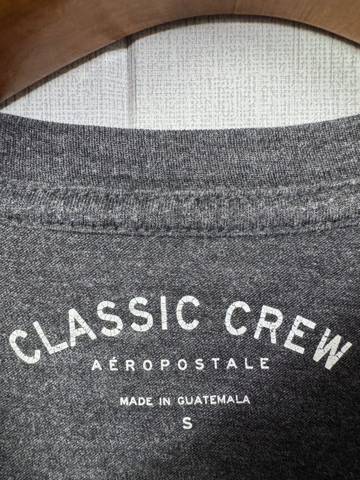 Aeropostale T-Shirt (Women) (X-Small/Small)