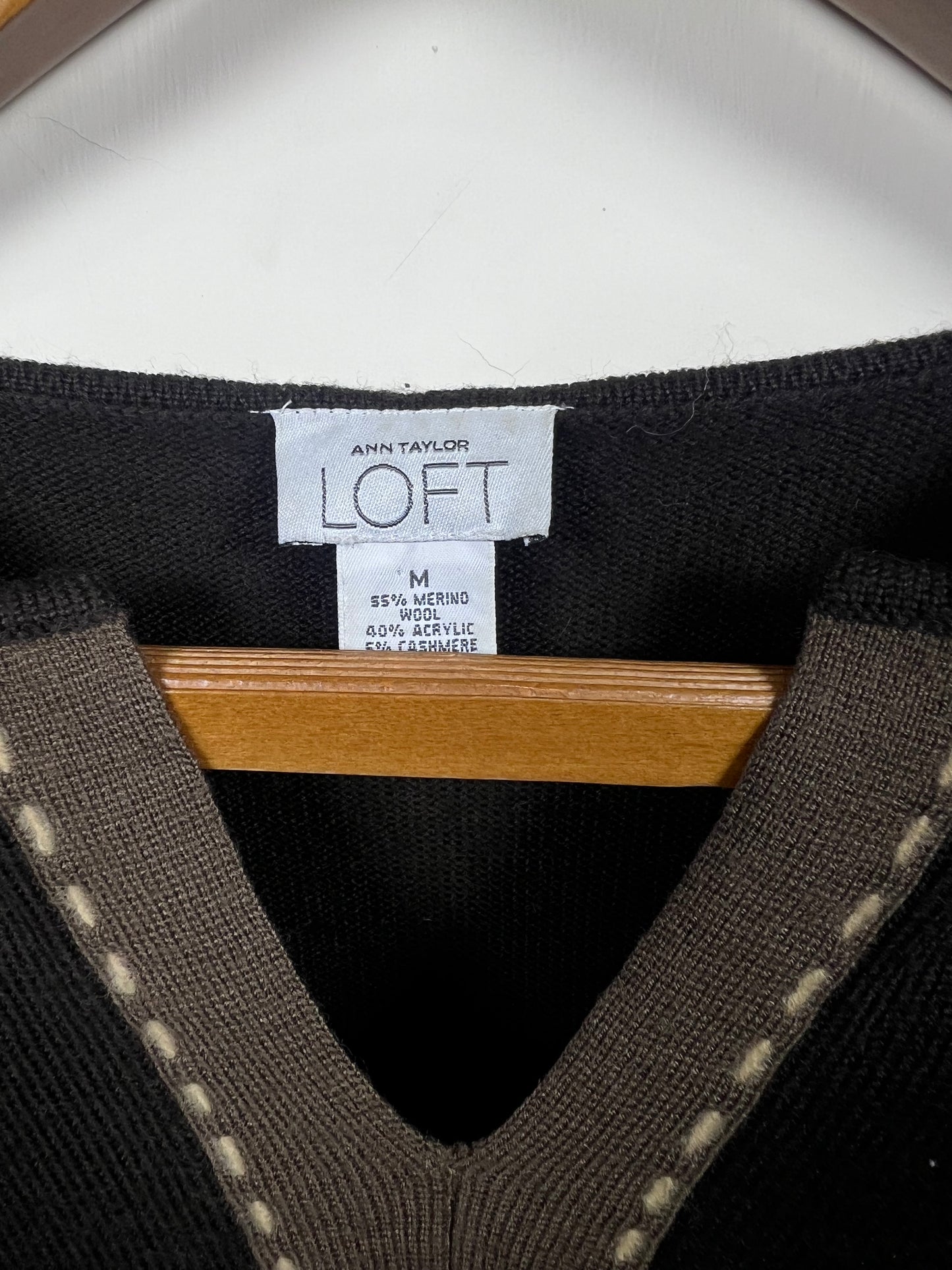 Loft Sweater (Women) (Small-Medium)