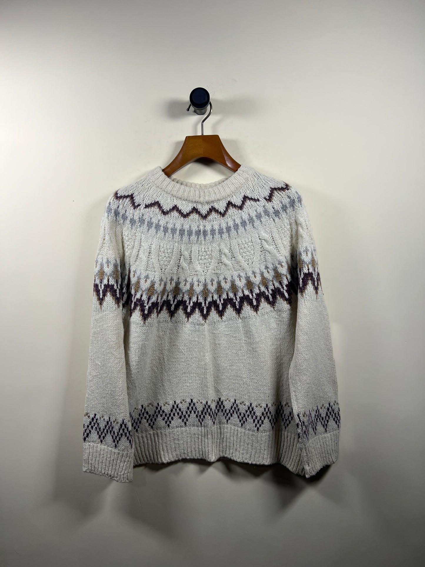 Lambswool Knitted Sweater (Women) (Large/X-Large)