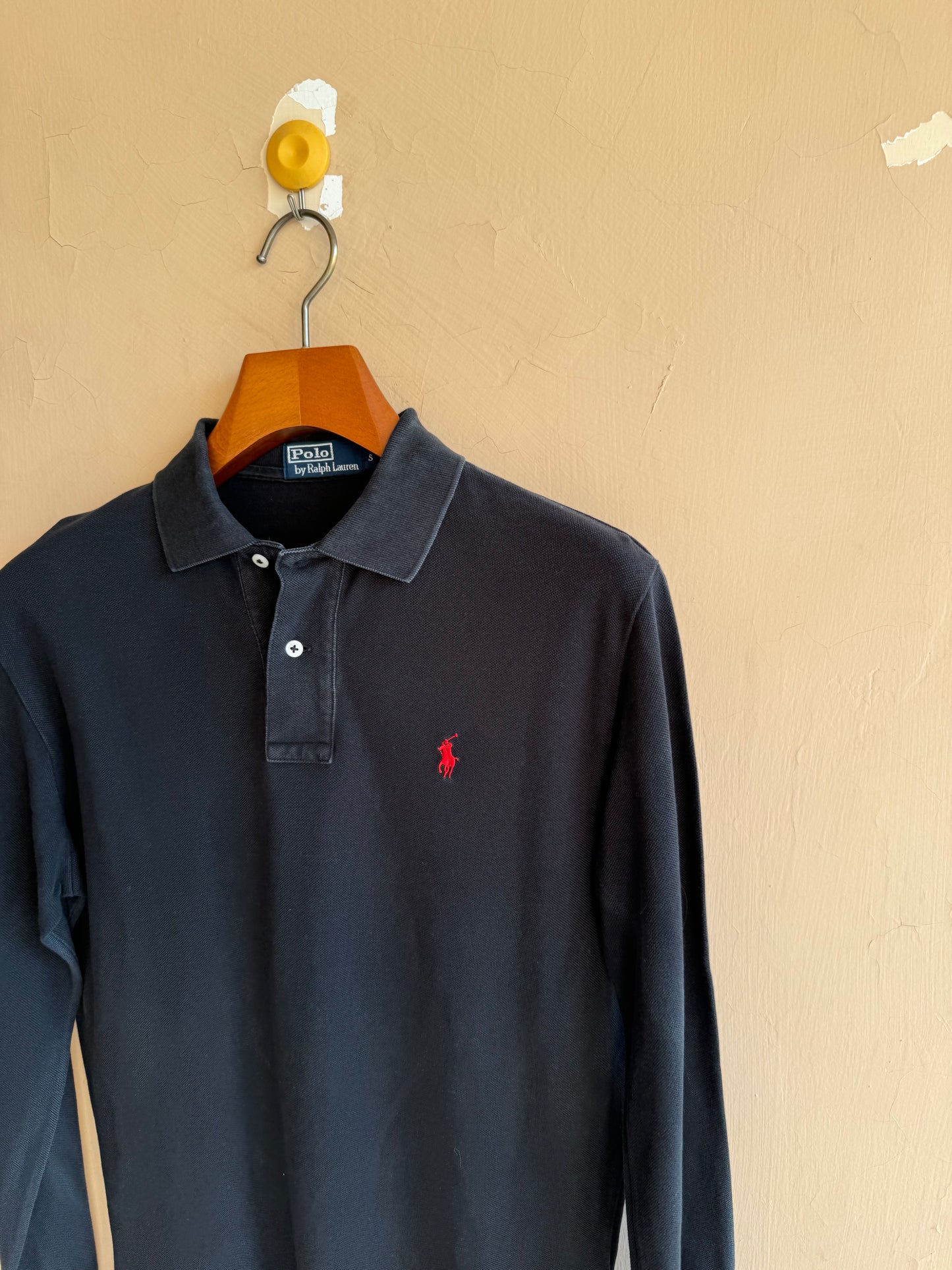 Ralph Lauren Buttoned Up Casual Shirt (Medium)