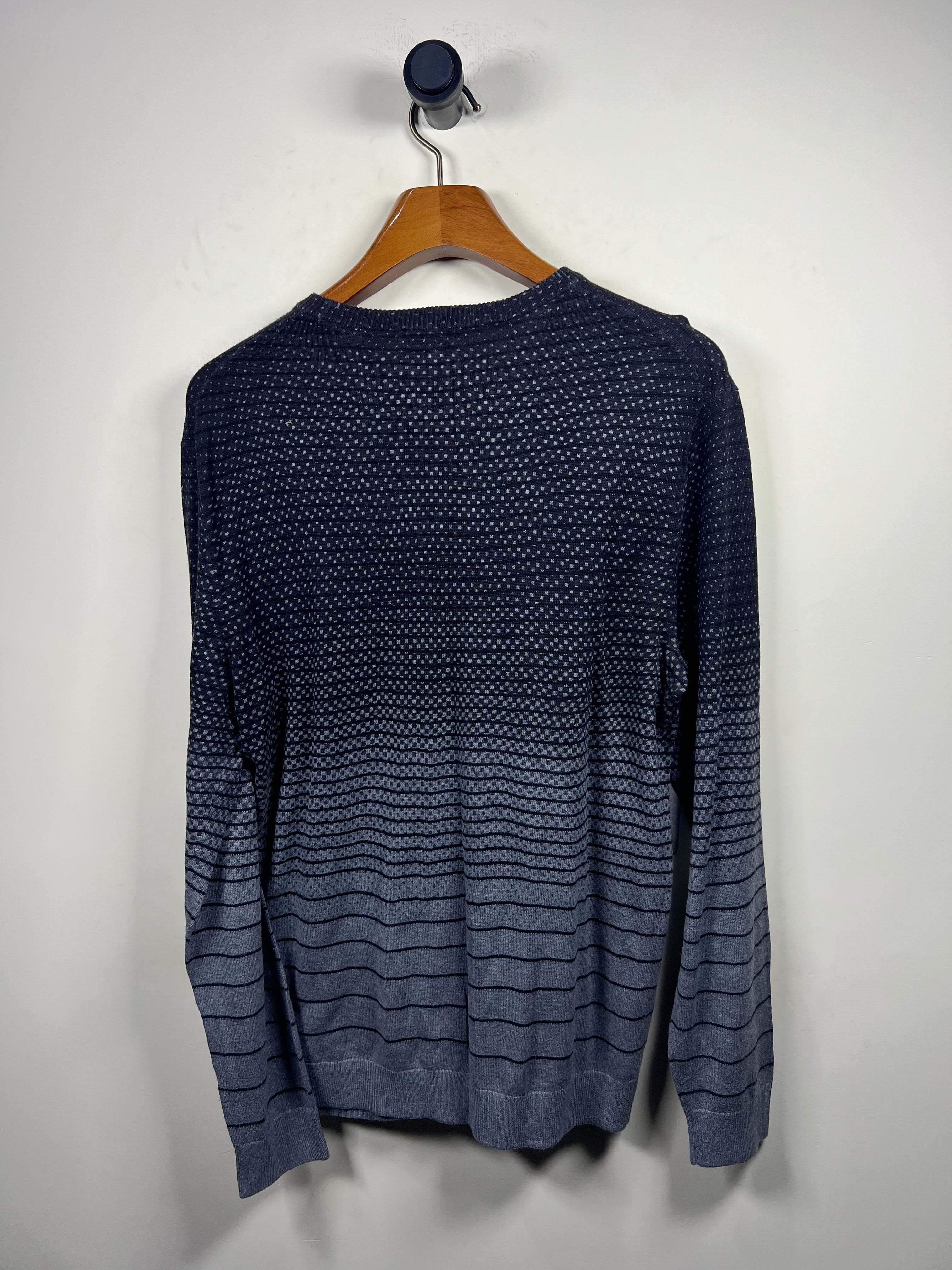 Calvin Klein Sweater (Medium-Large)