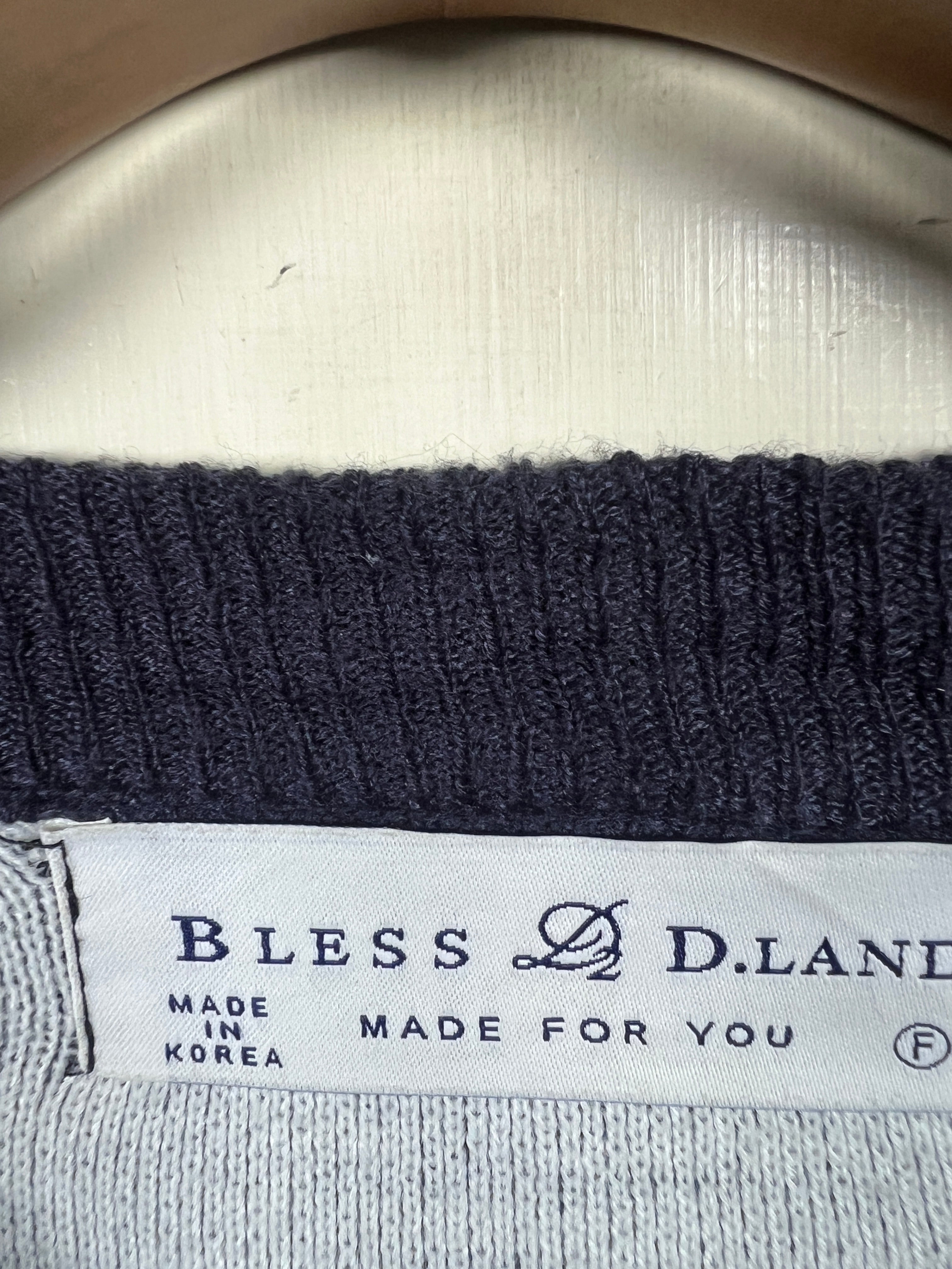 Bless Sweater (X-Large)