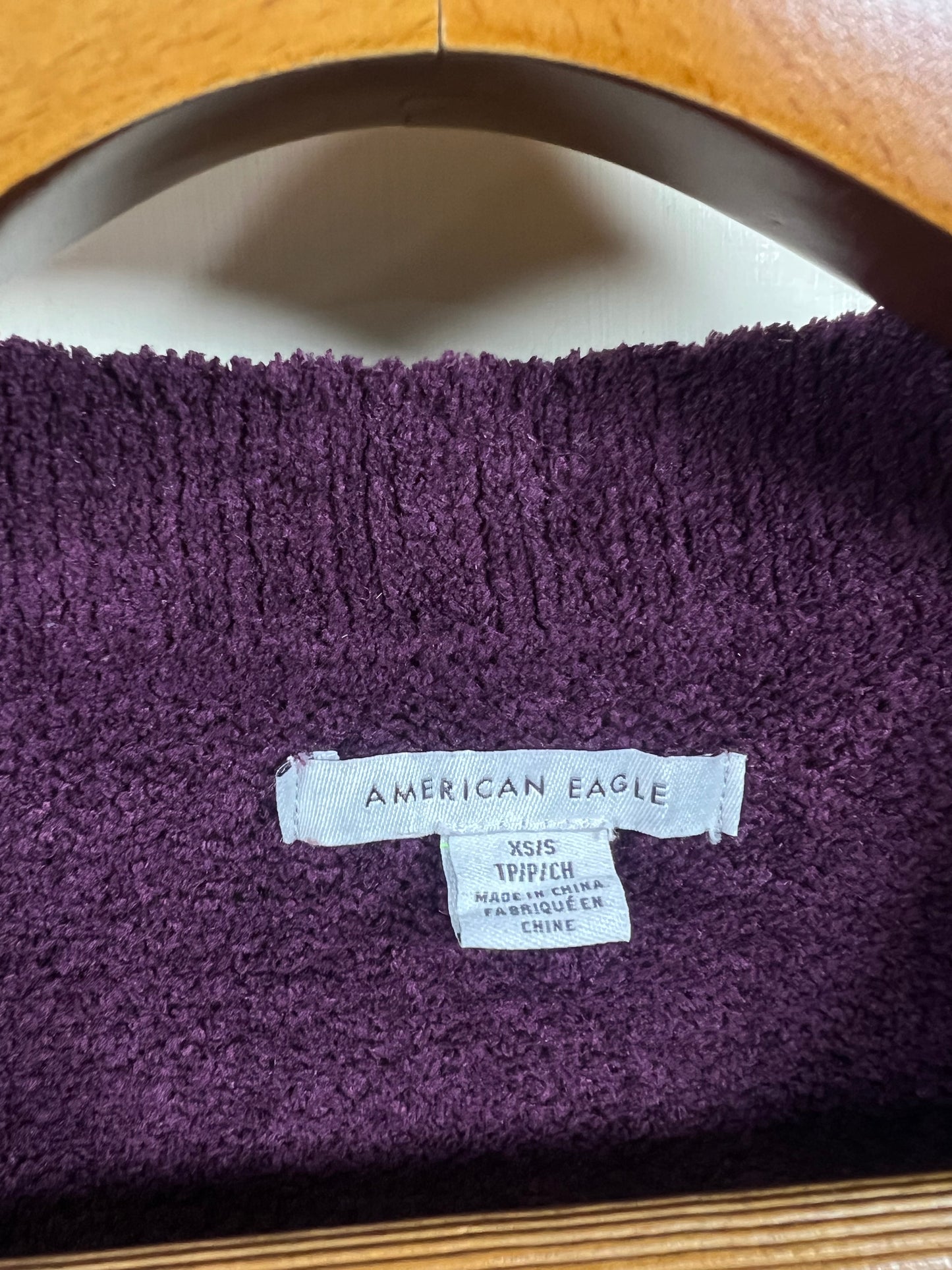 American Eagle Velvet Sweater (Women) (X-Large)