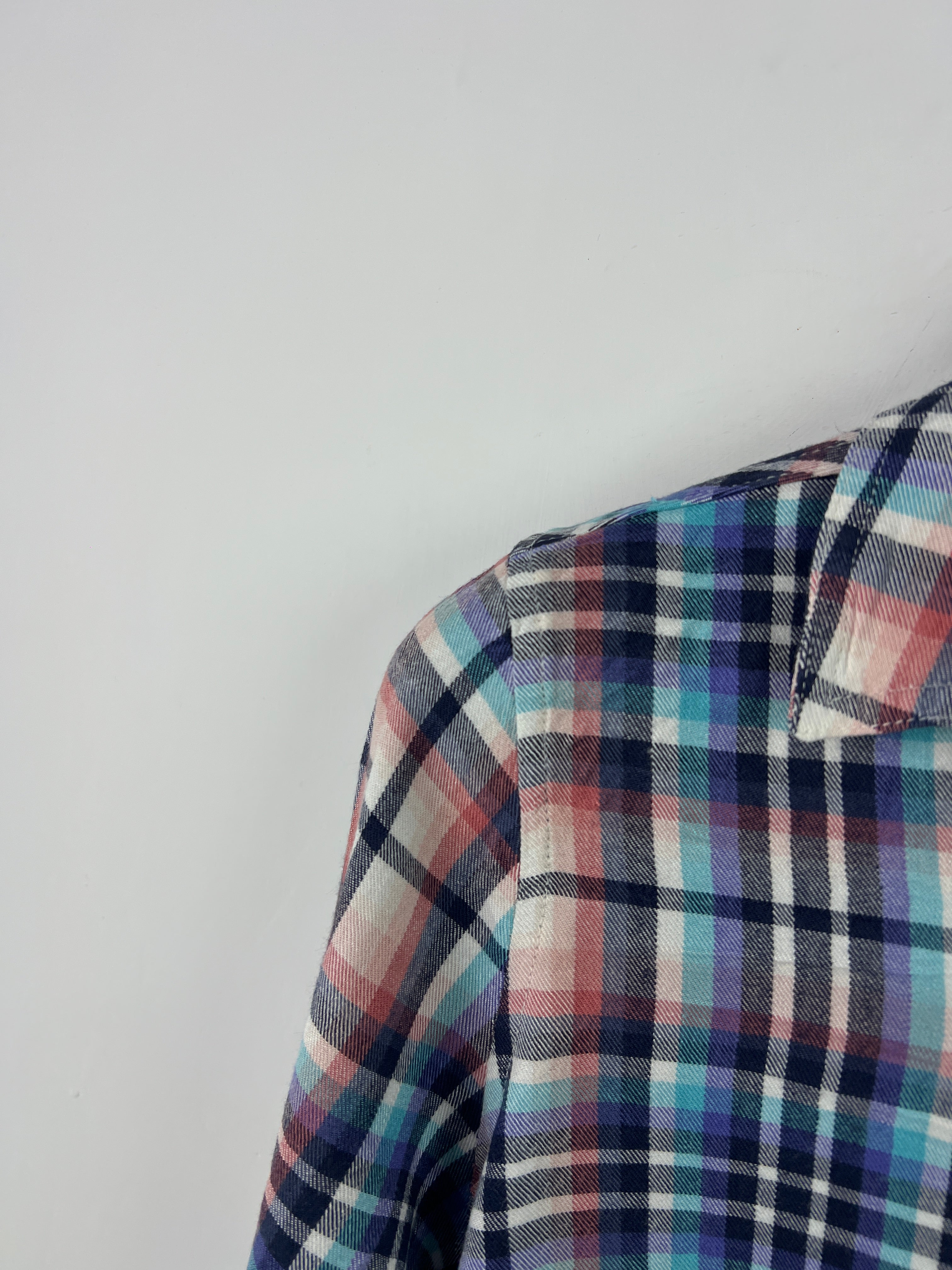 Universal Thread Shirt (Women) (Large/X-Large)