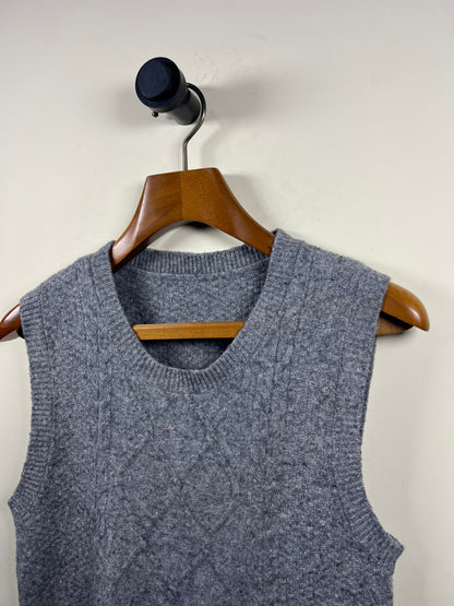 Lambswool Cable Knitted Sweater (Women) (Small)