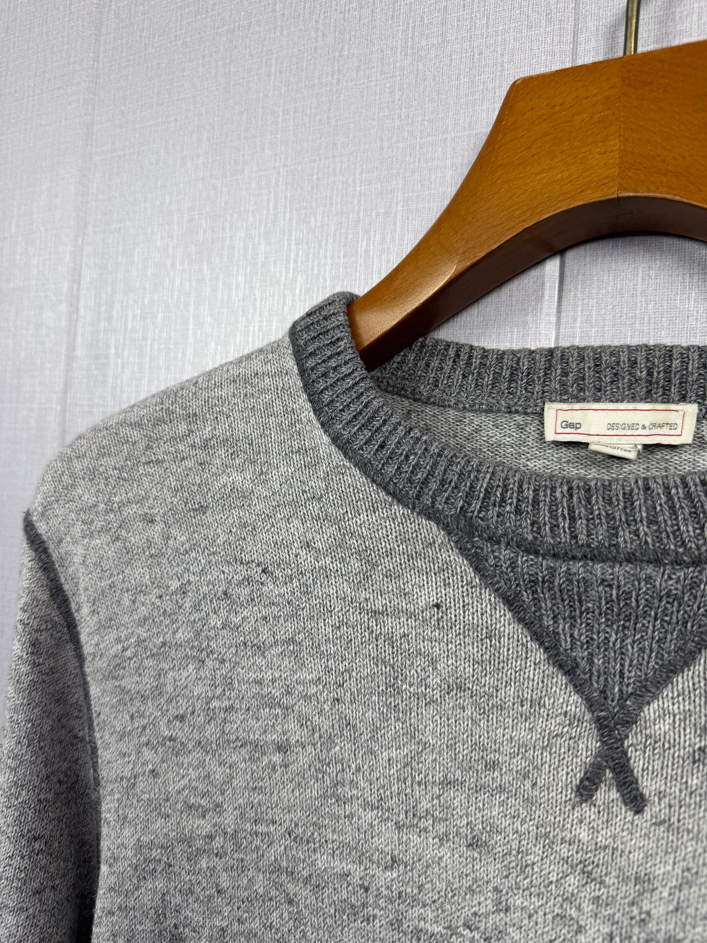 Gap Sweater (Medium)