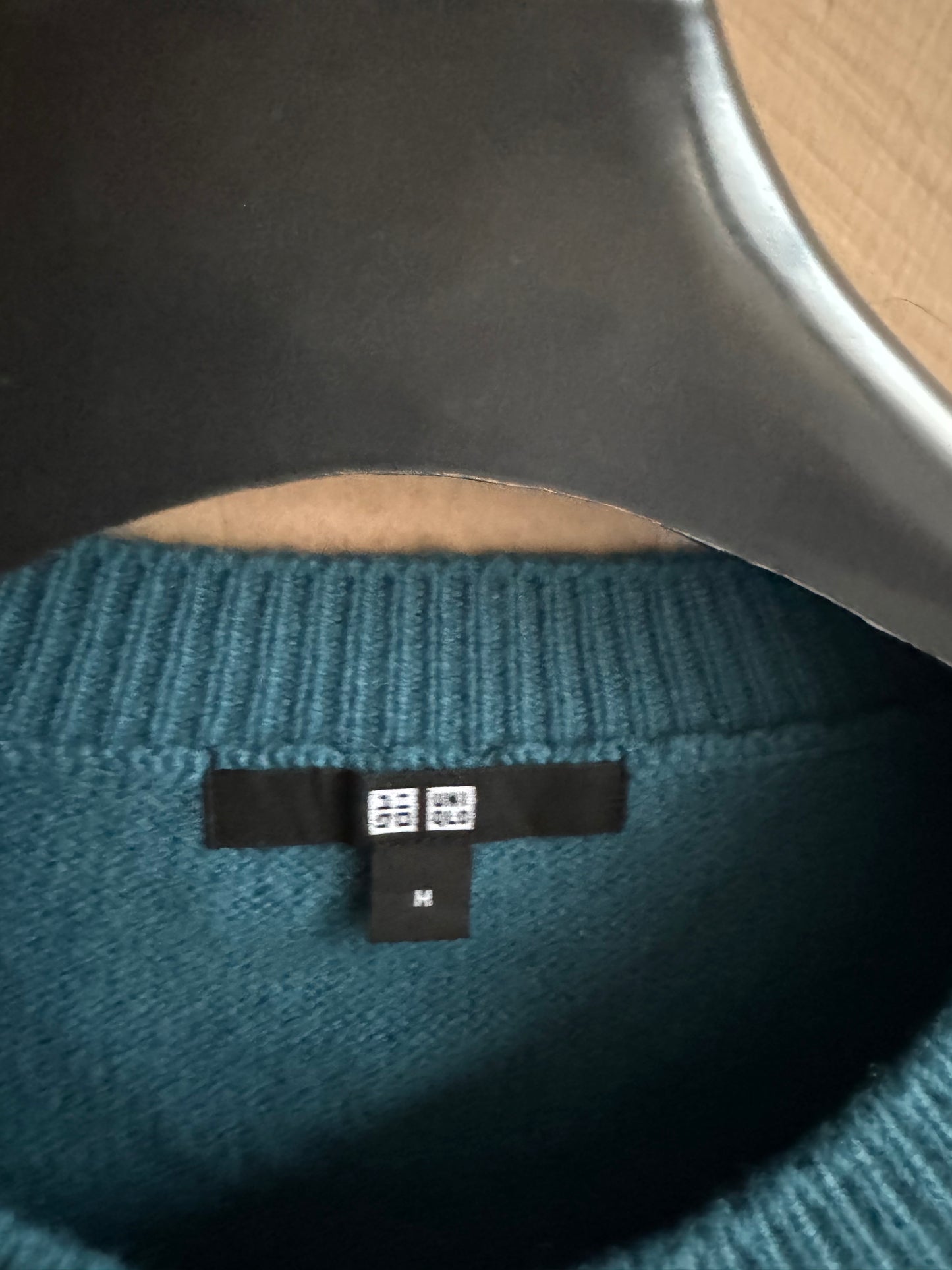 Uniqlo Wool Sweater (Medium)