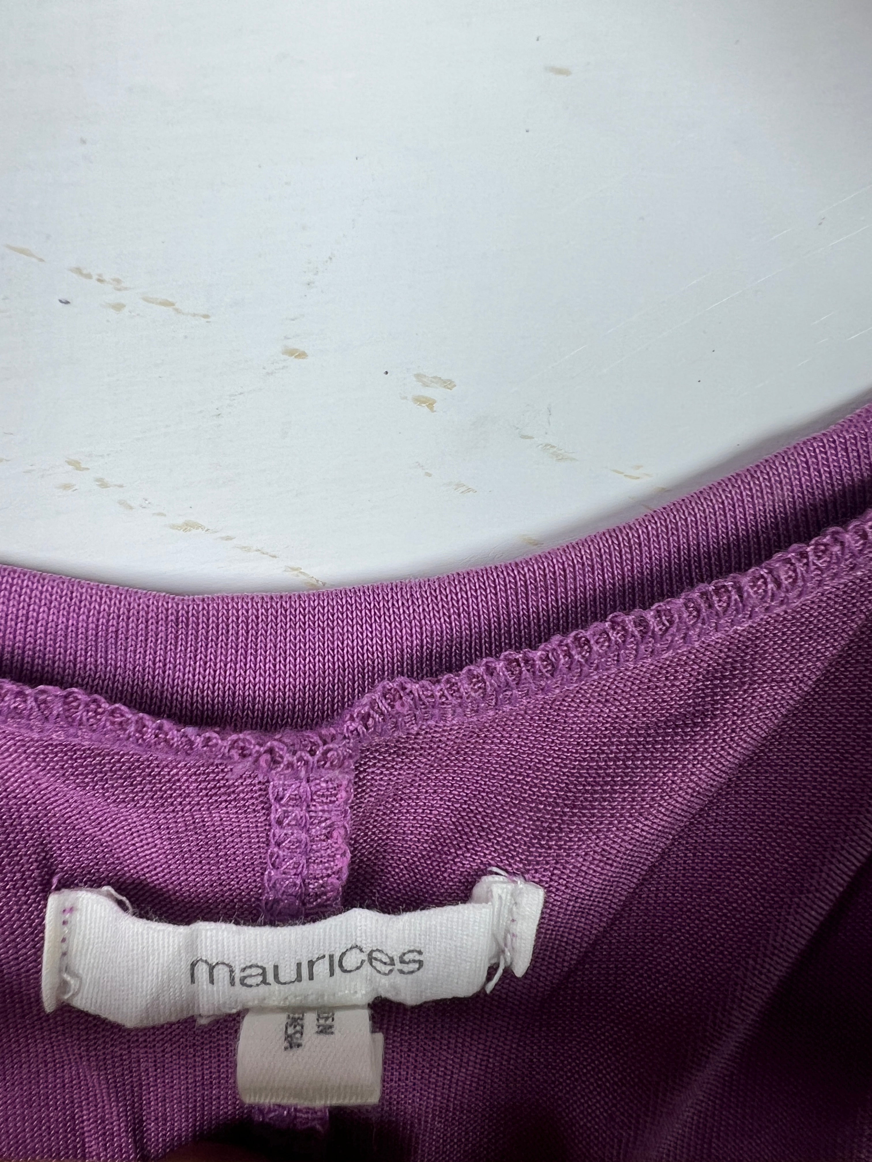 Maurices Tank Top (Women) (Medium-Large)