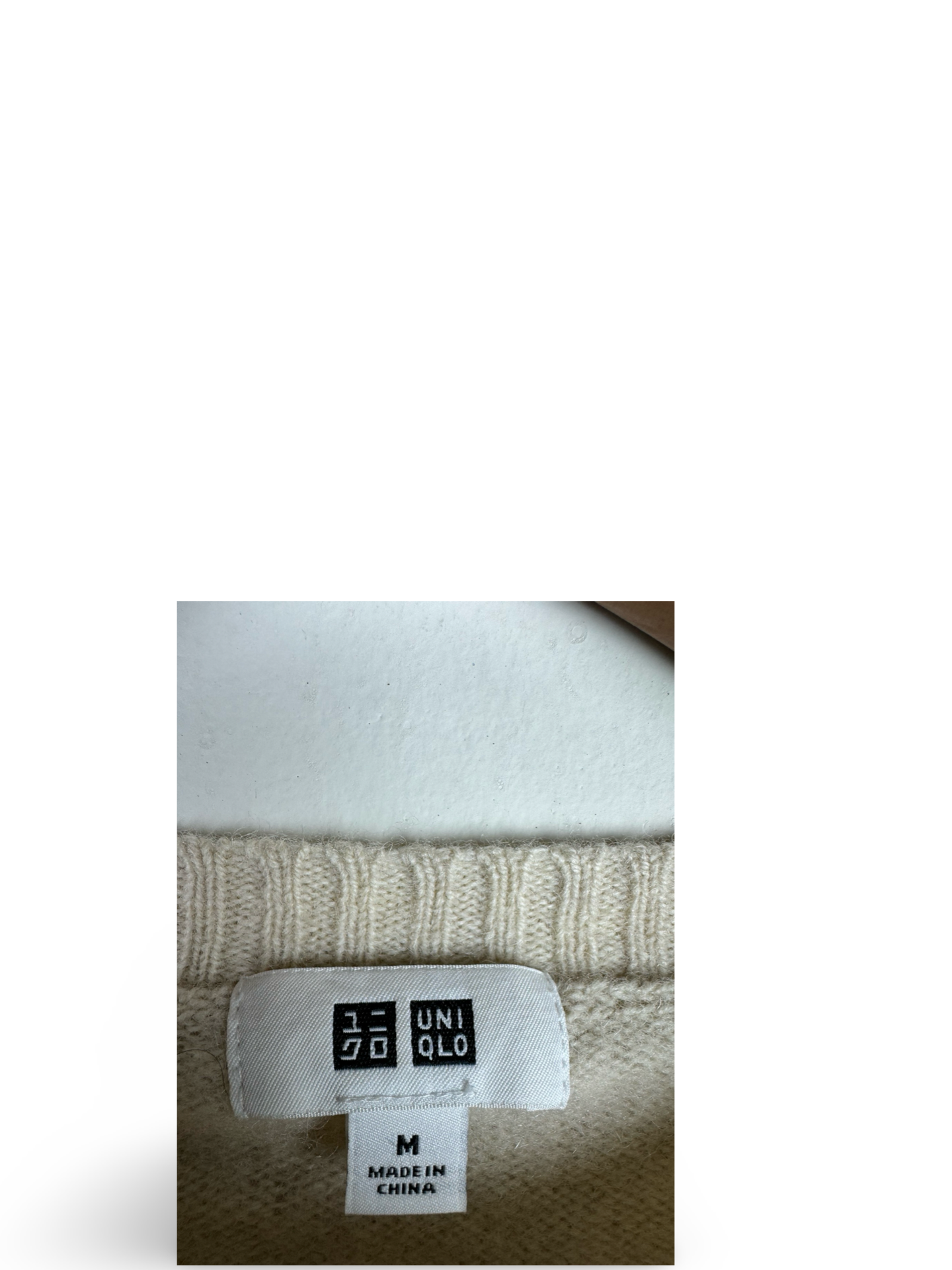 Uniqlo Wool Sweater (Small-Medium)