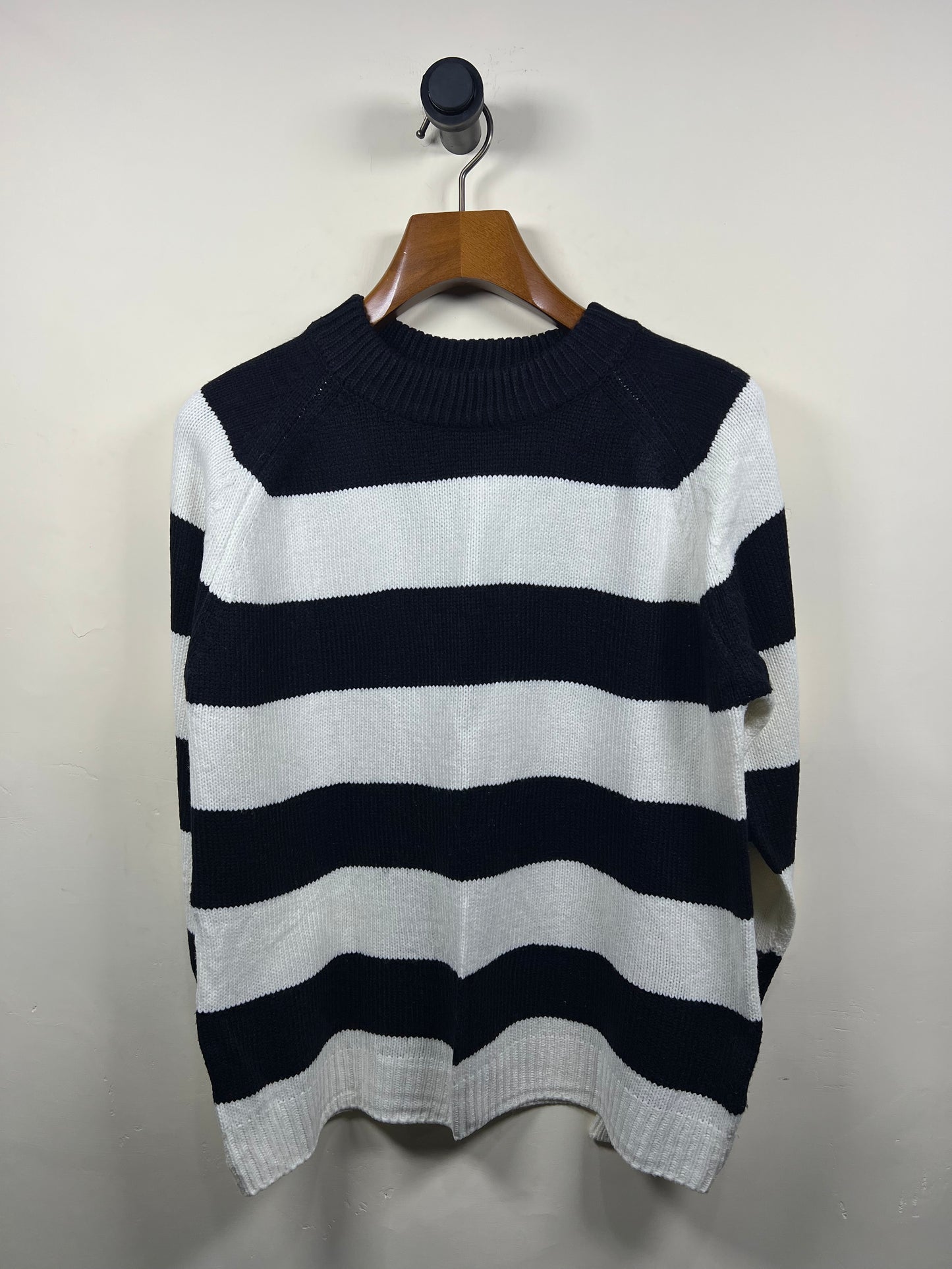 Jogunshop Knitted Sweater (Women) (Medium-Large)