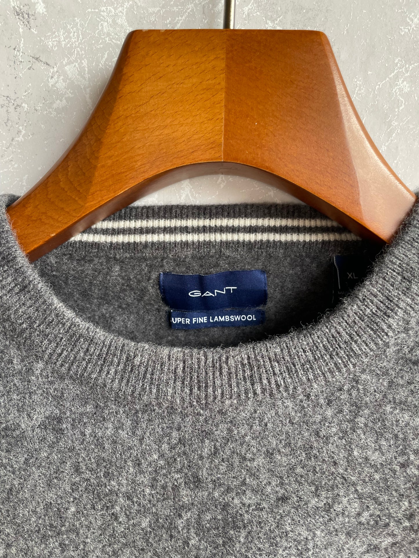 Gant Lambswool Sweater (Medium)