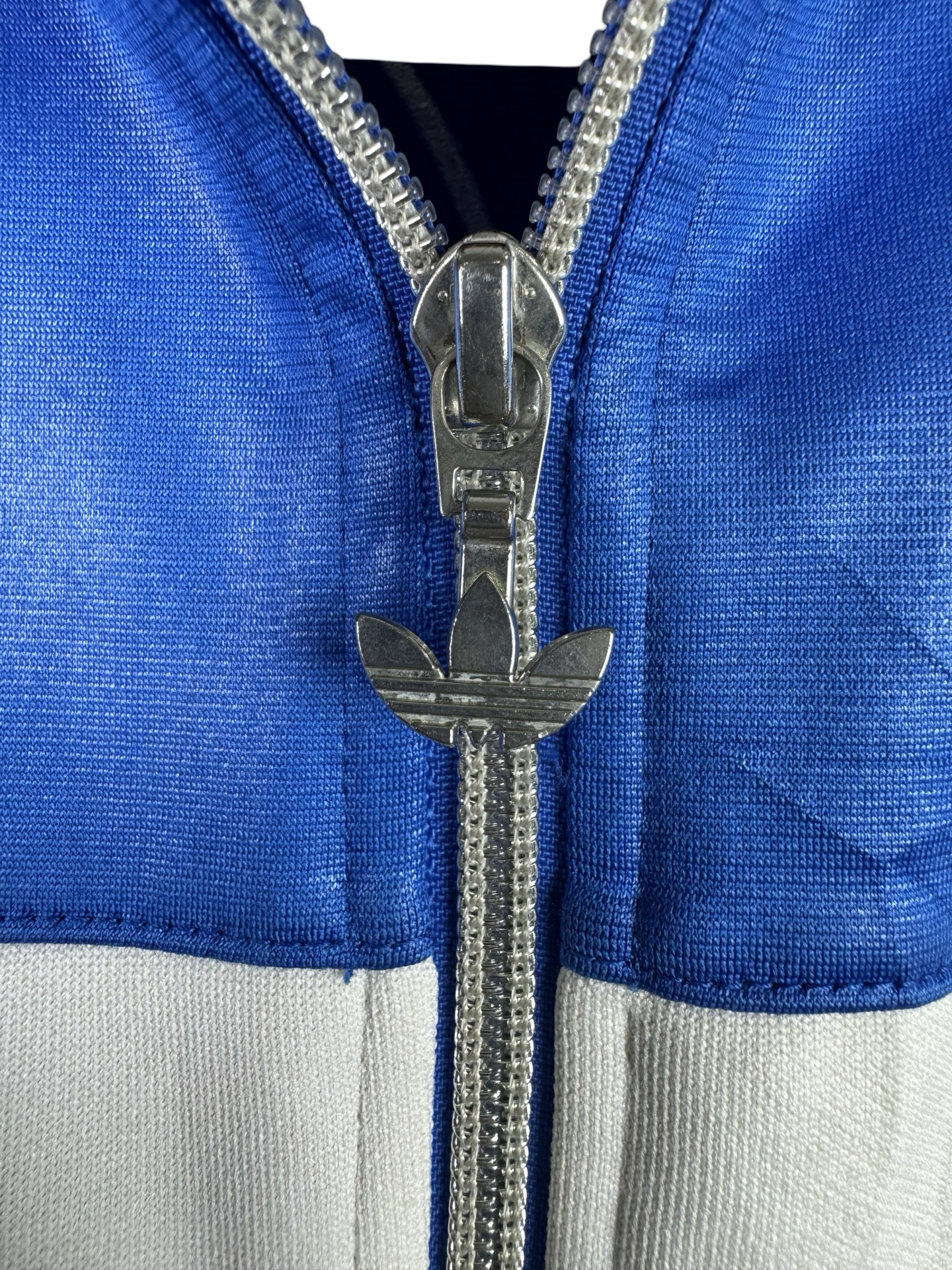 Adidas Zipper (Small-Medium)