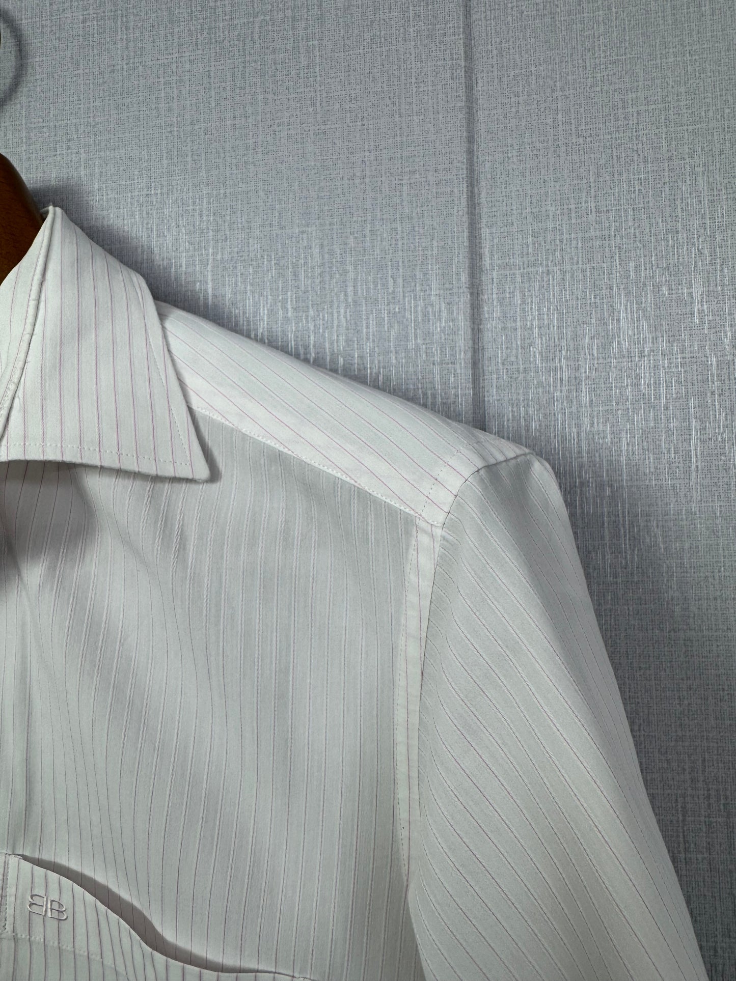 Balenciaga Shirt (Small-Medium)