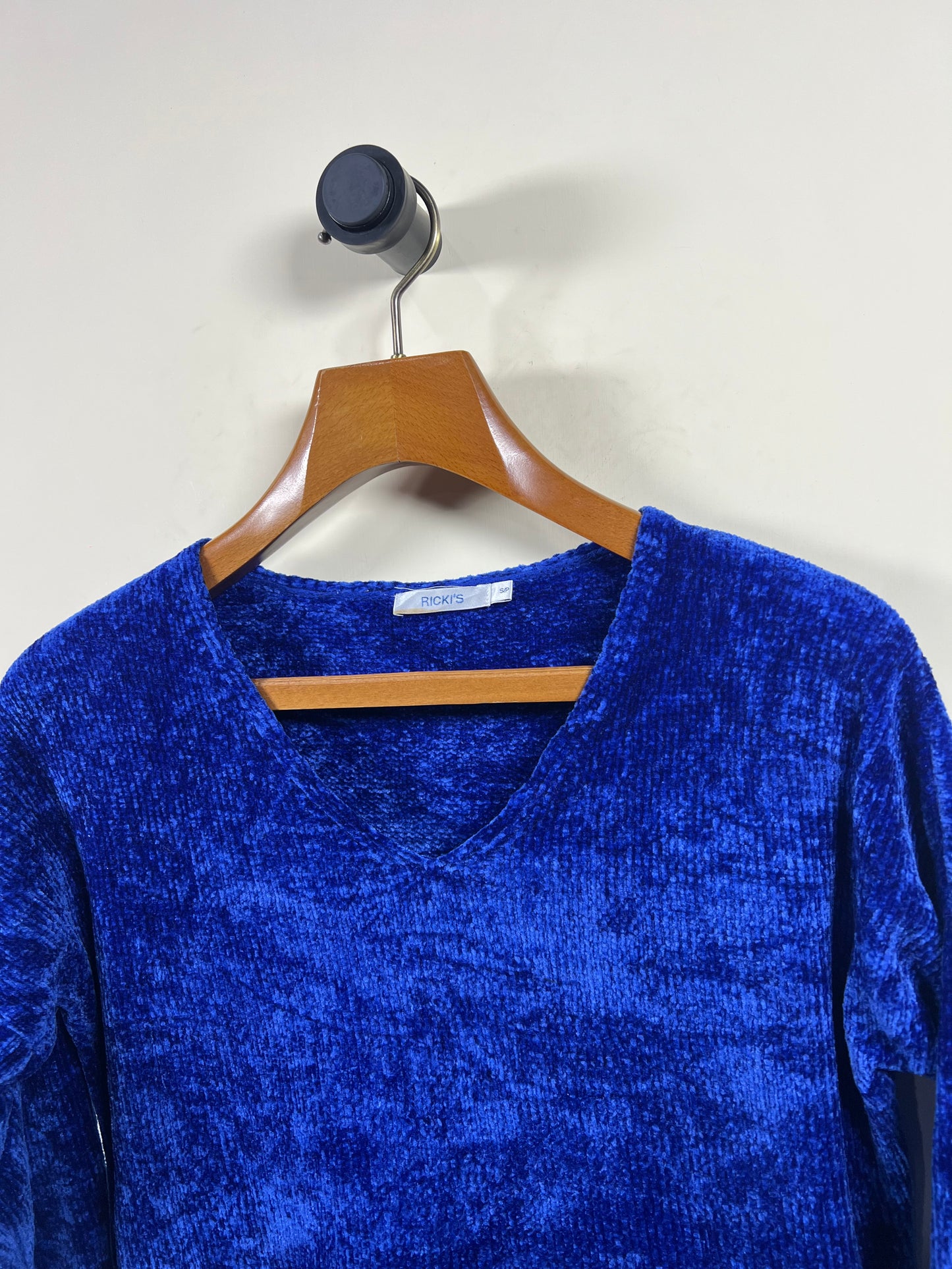 Rickis Velvet Sweater (Women) (Medium-Large)