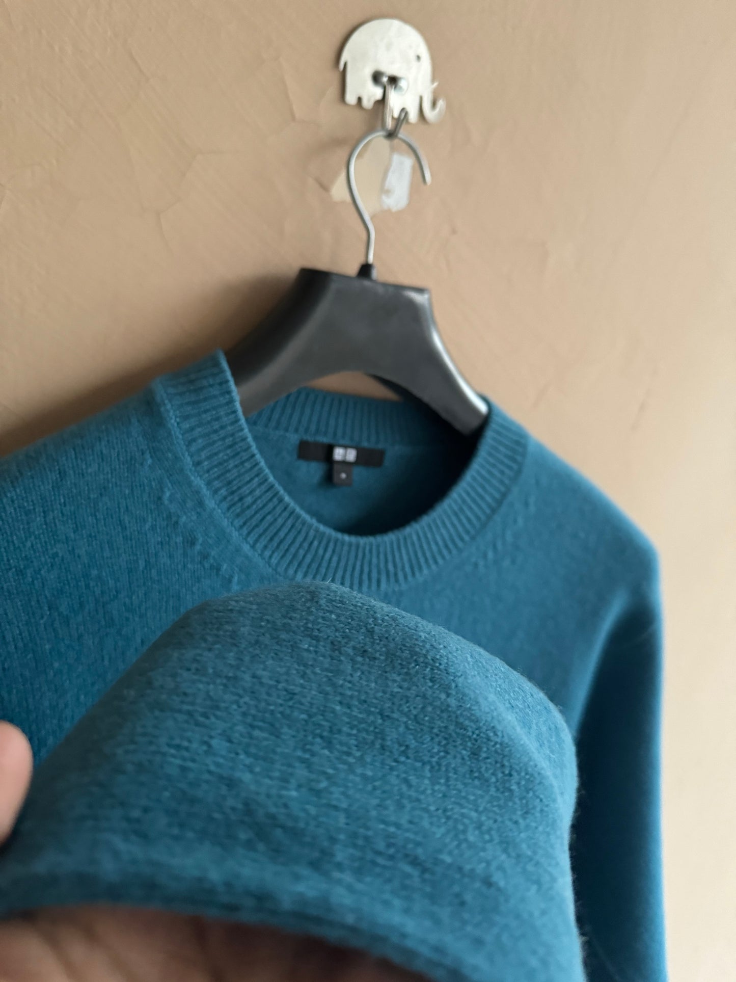 Uniqlo Wool Sweater (Medium)