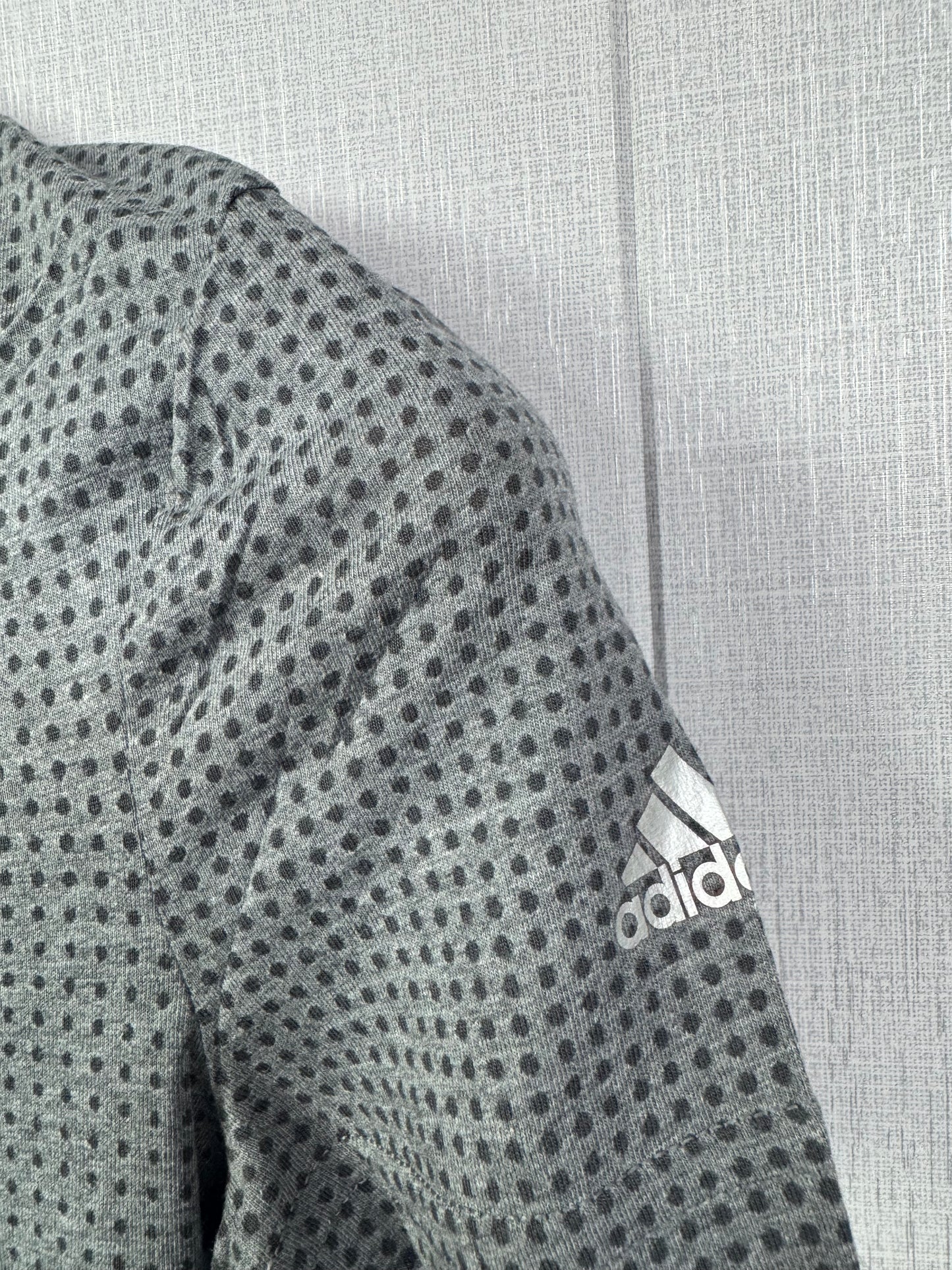 Adidas T-Shirt (Women) (X-Small/Small)