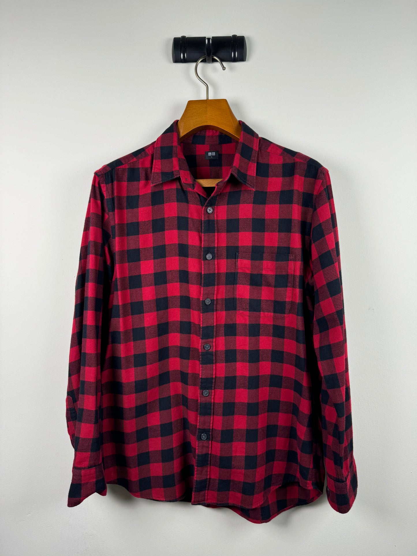 Uniqlo Buttoned Up Casual Shirt (Medium)