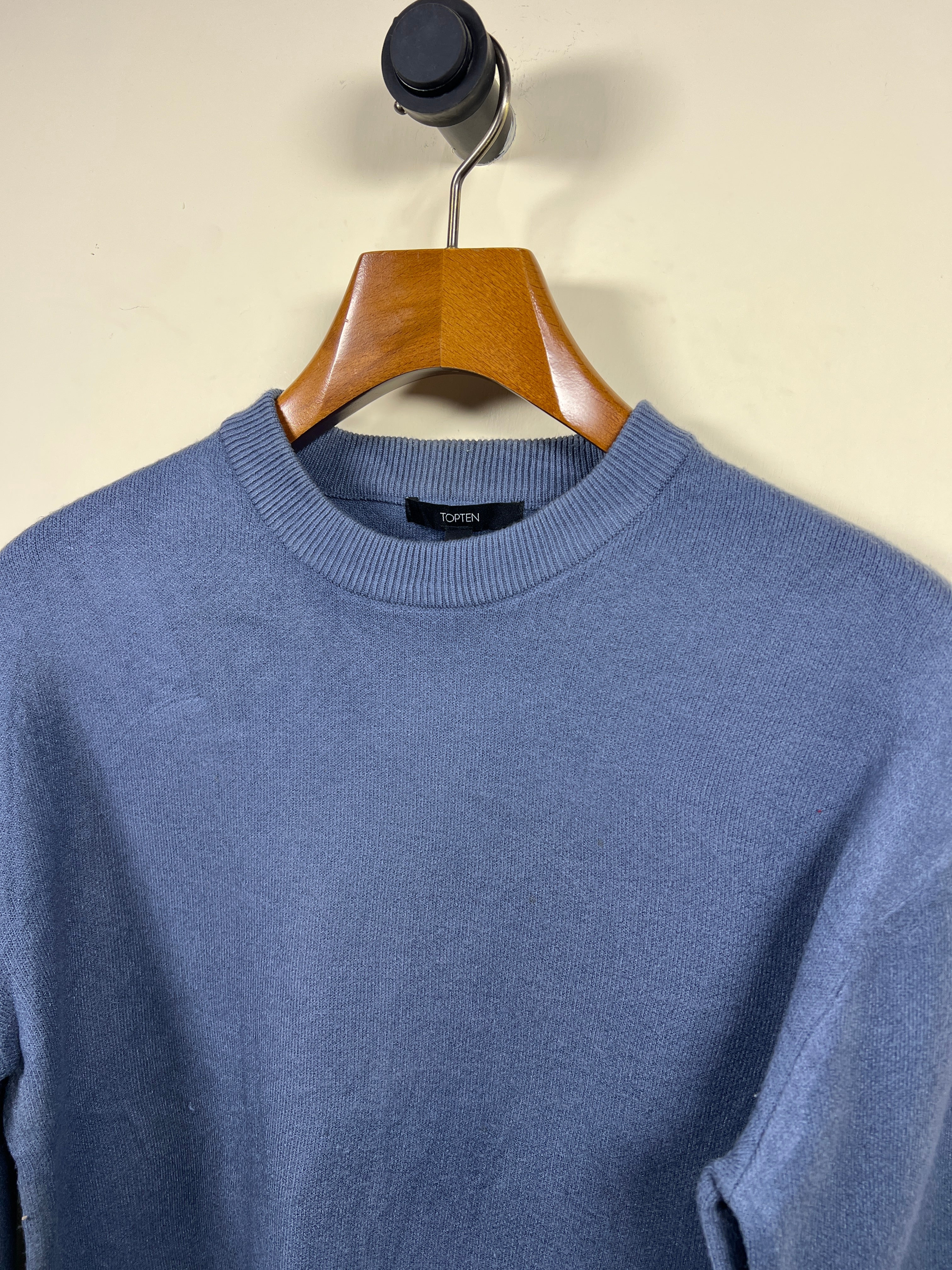 Top Ten Sweater (Medium-Large)
