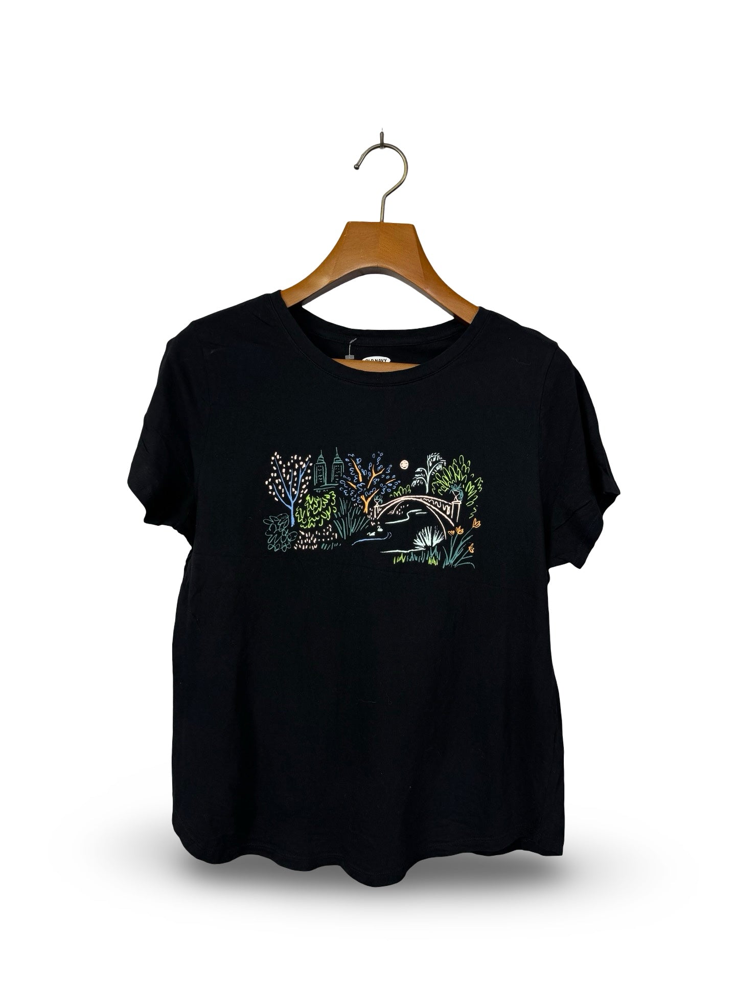 Old Navy T-Shirt (Women) (Medium-Large)