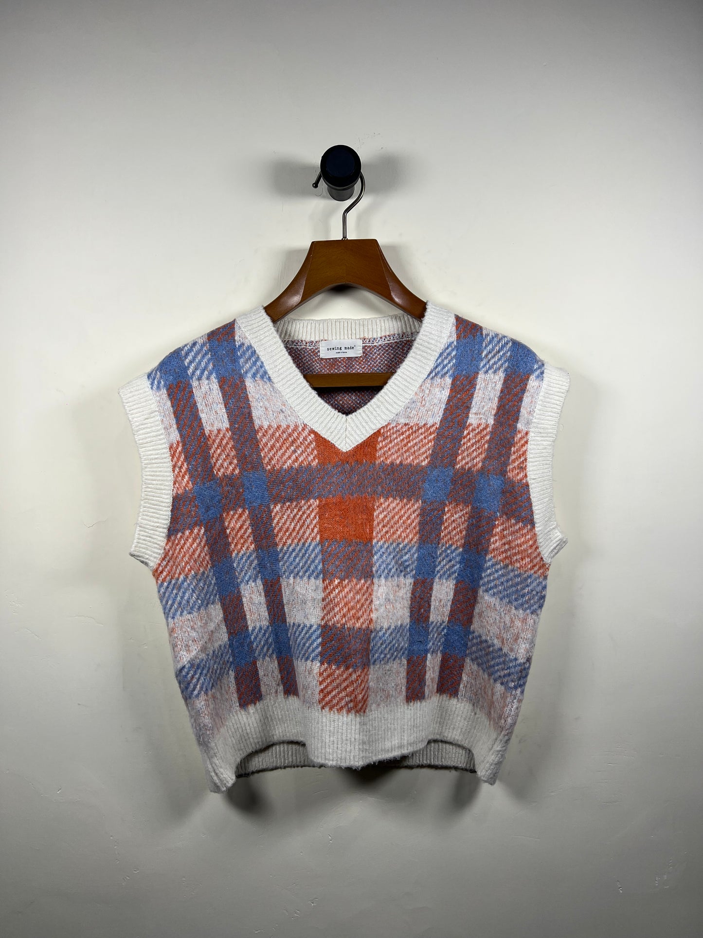 Sewing Mode Lambswool Sweater (Women) (Medium-Large)