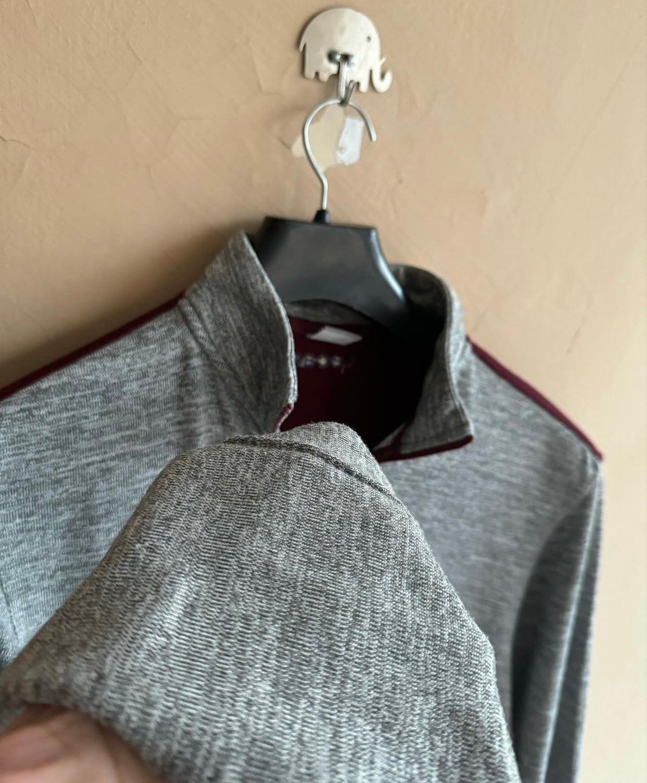 Lecaf Zipper Sweater (Medium)