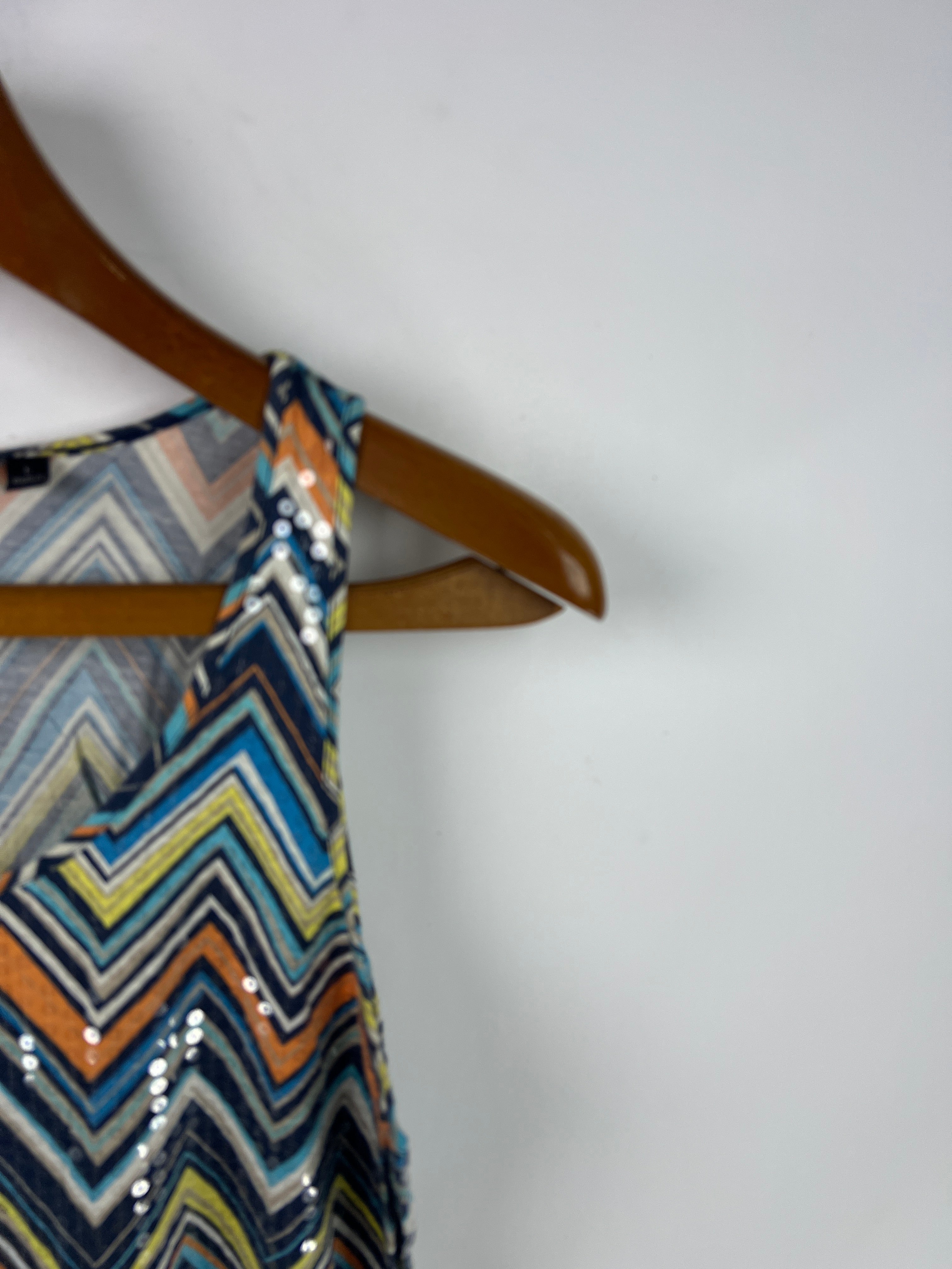 APT.9 Tank Top (Women) (Small-Medium)
