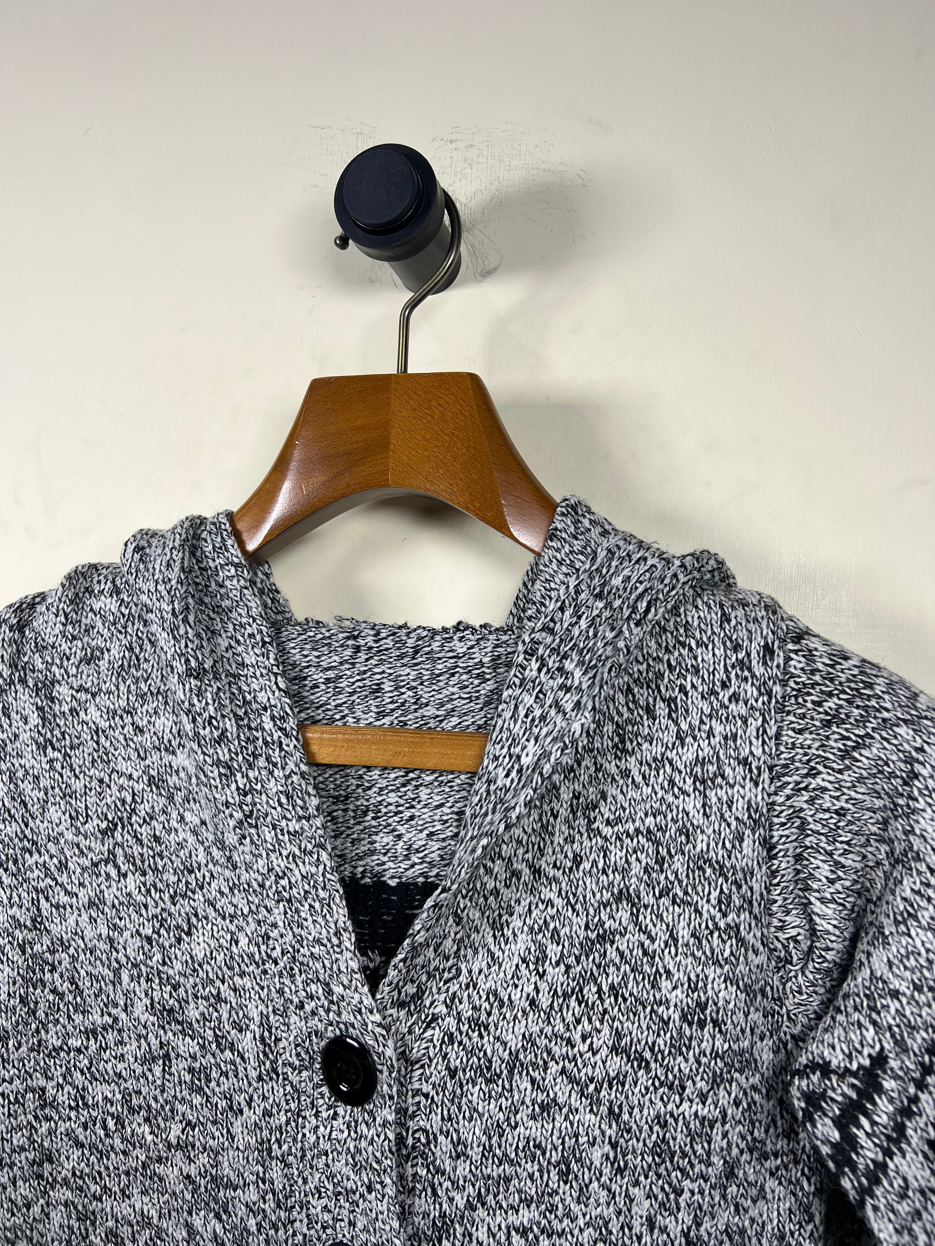 Go Buttoned Sweater (Small)