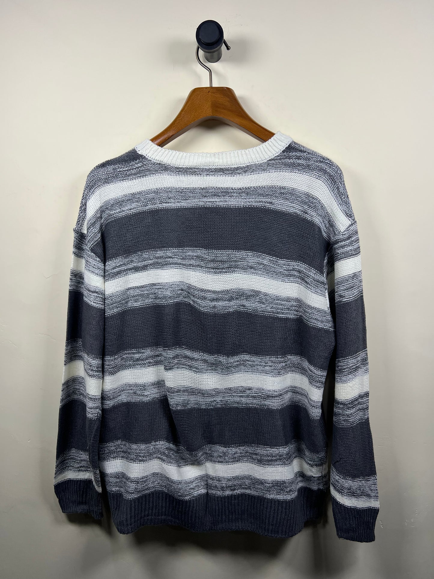 Knitted Sweater (Women) (Large)